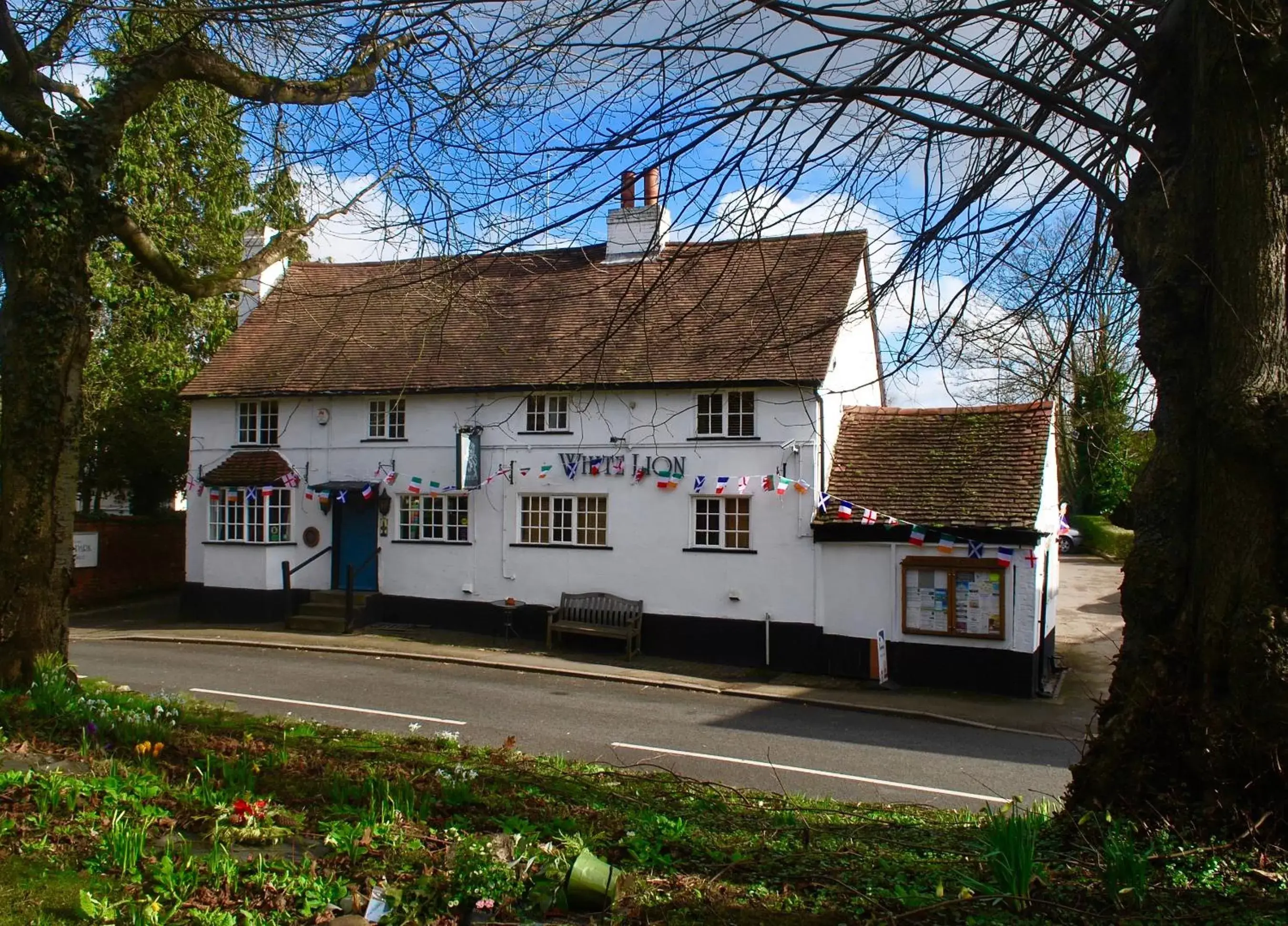 Property Building in The White Lion Inn