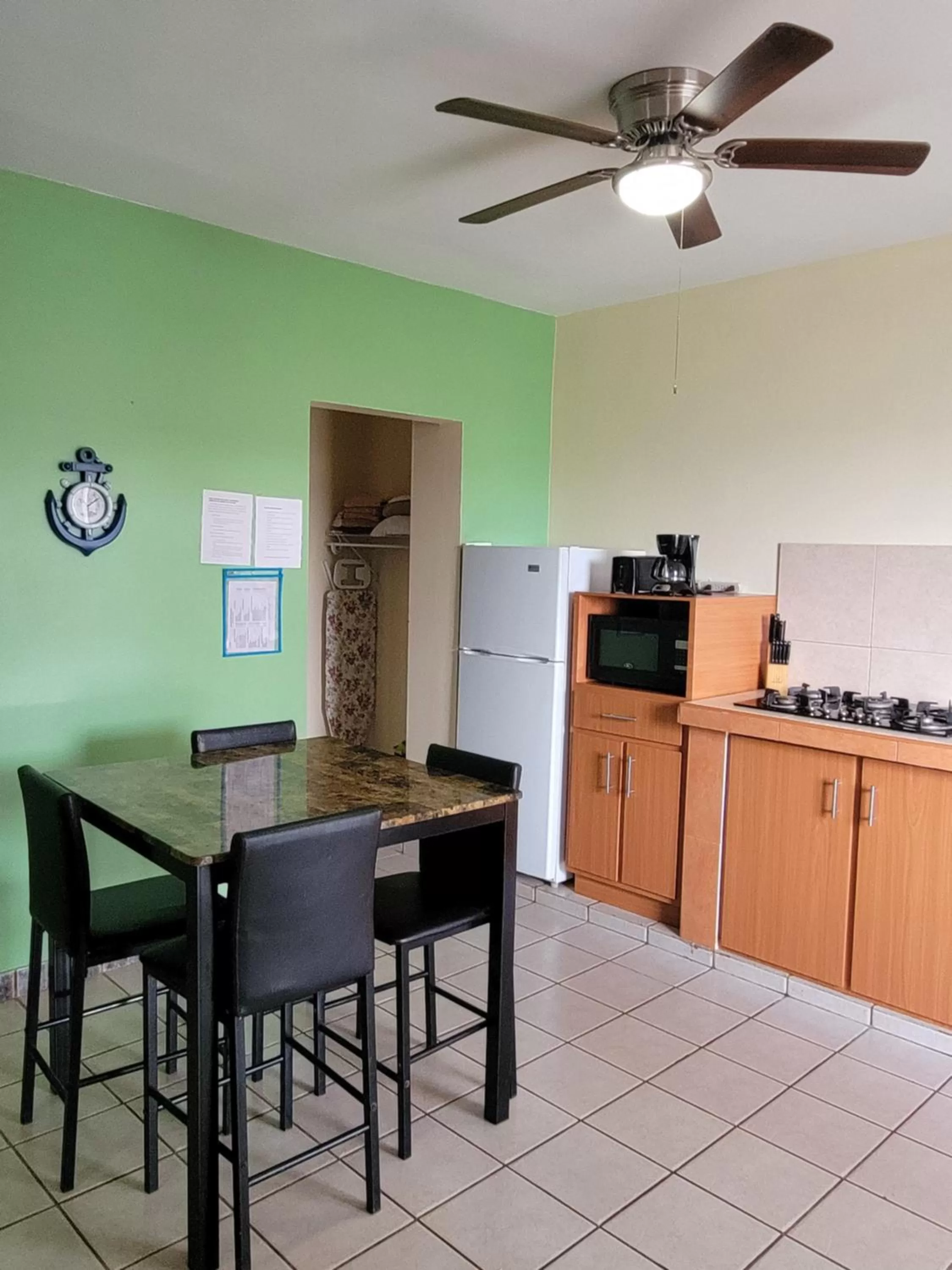 minibar in Aguada of the Seas