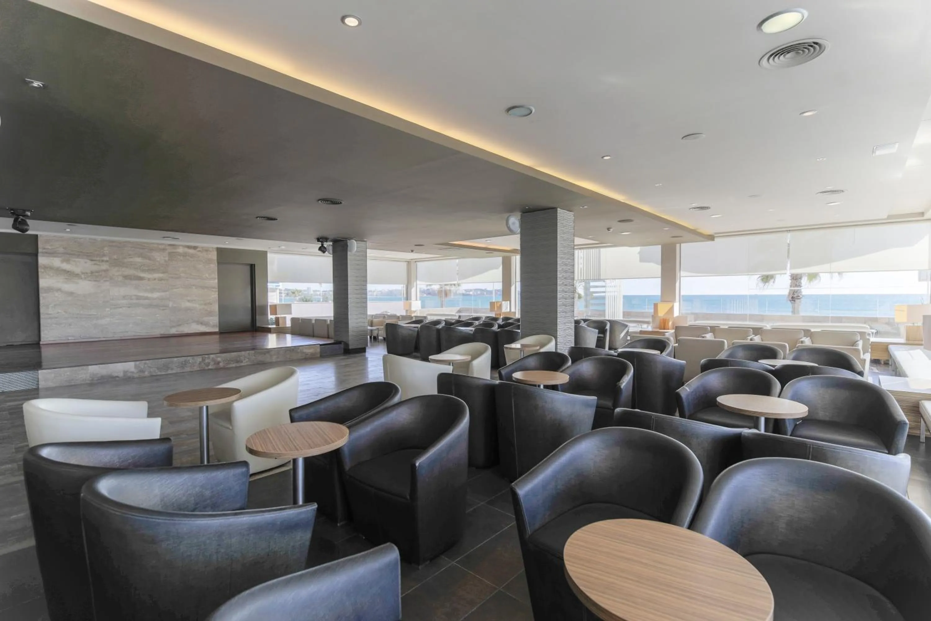 Lounge or bar in Hotel Augustus