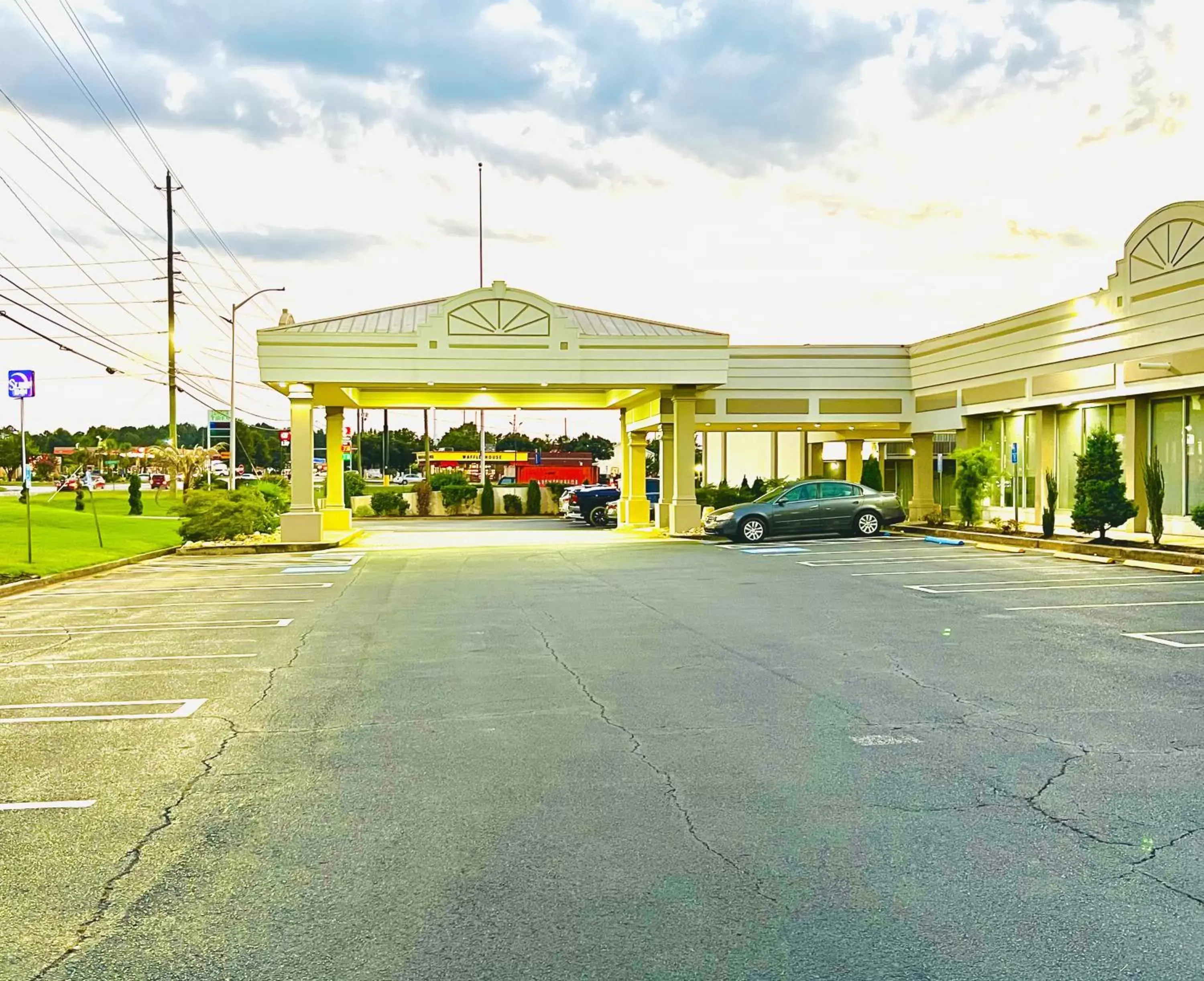 Lobby or reception, Property Building in Quality Inn & Suites McDonough South I-75