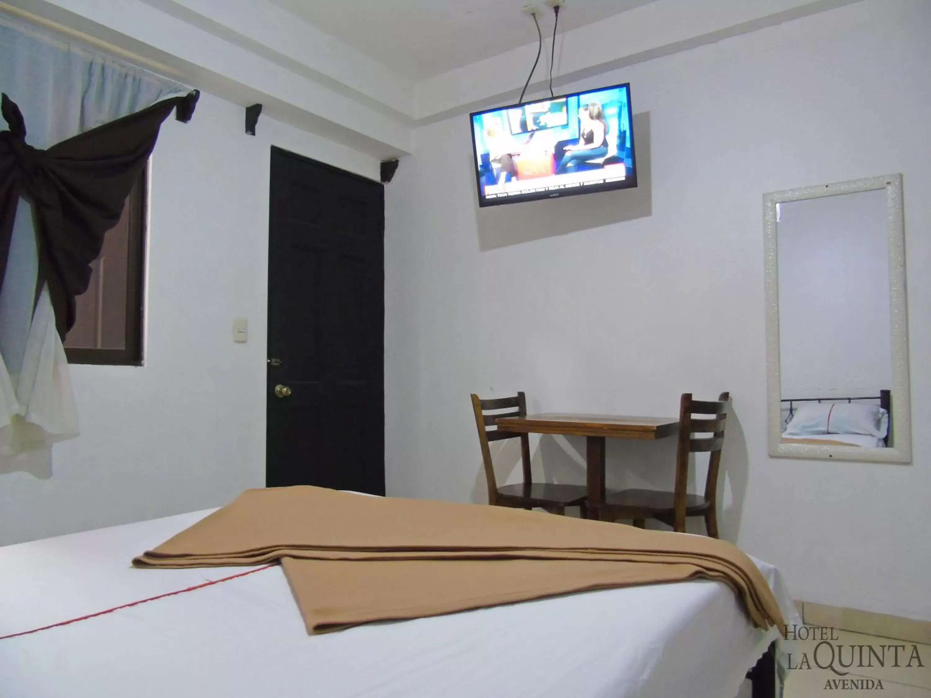 TV and multimedia, Bed in Hotel Quinta Avenida