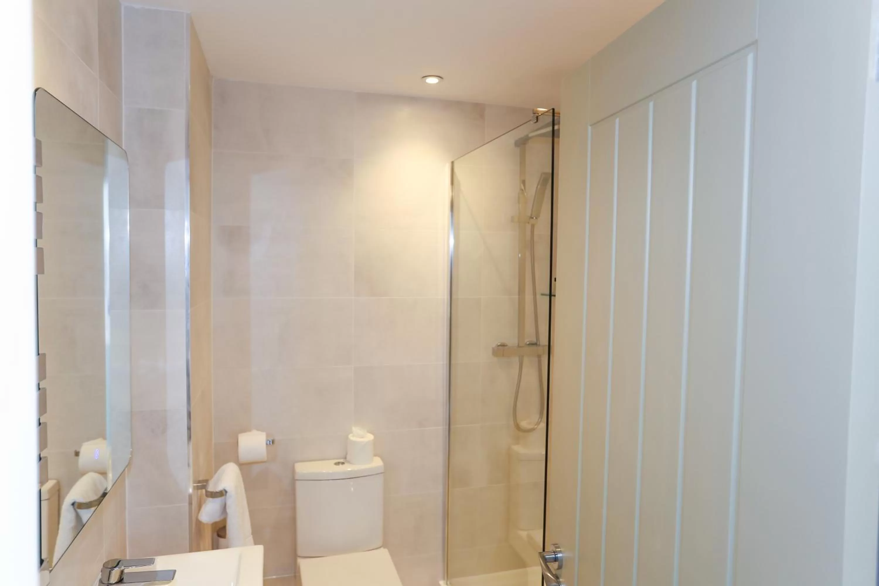 Bathroom in Duck Bay Hotel & Restaurant