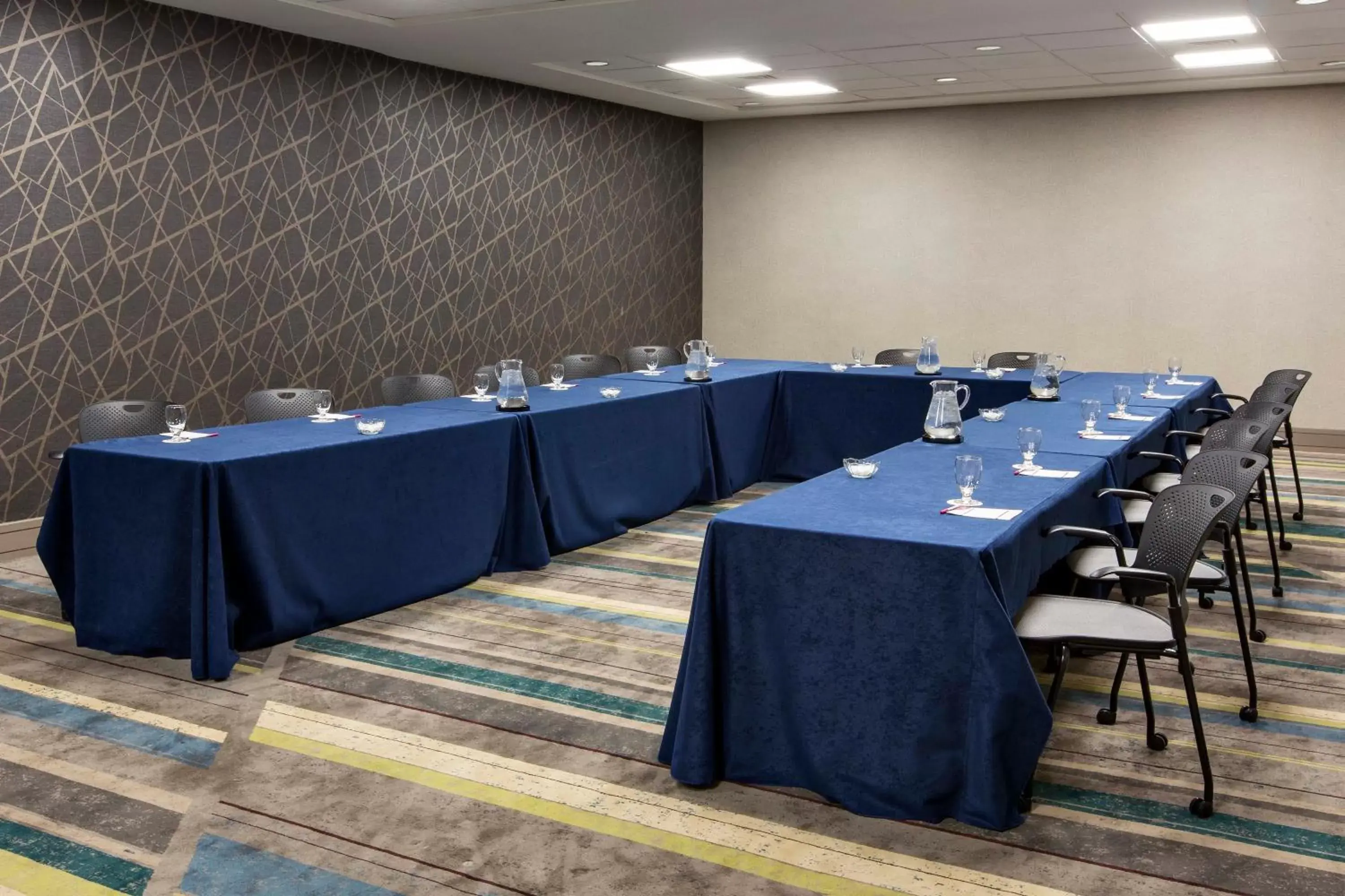 Meeting/conference room in Crowne Plaza Atlanta Midtown, an IHG Hotel