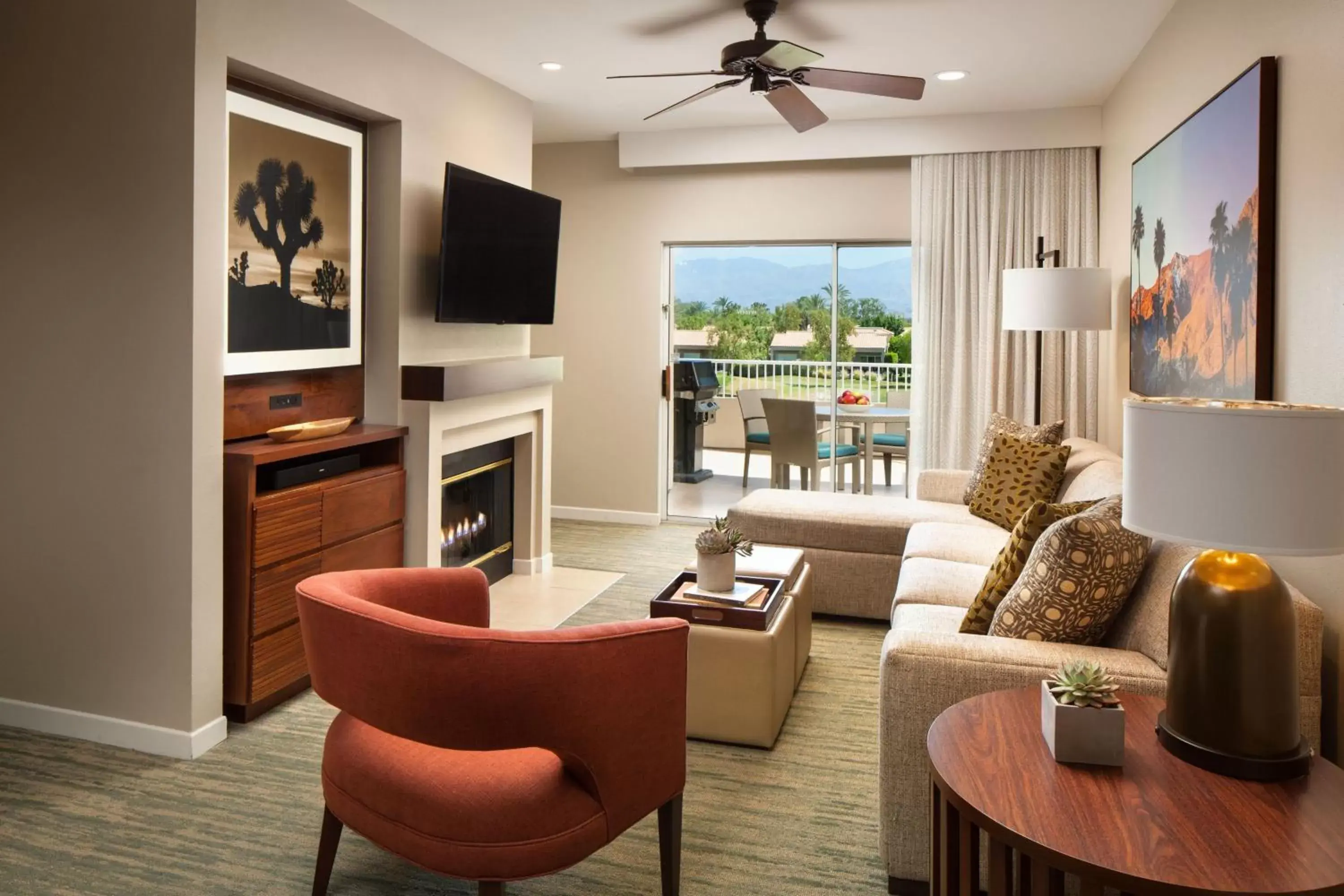 Living room, Seating Area in The Westin Mission Hills Resort Villas, Palm Springs