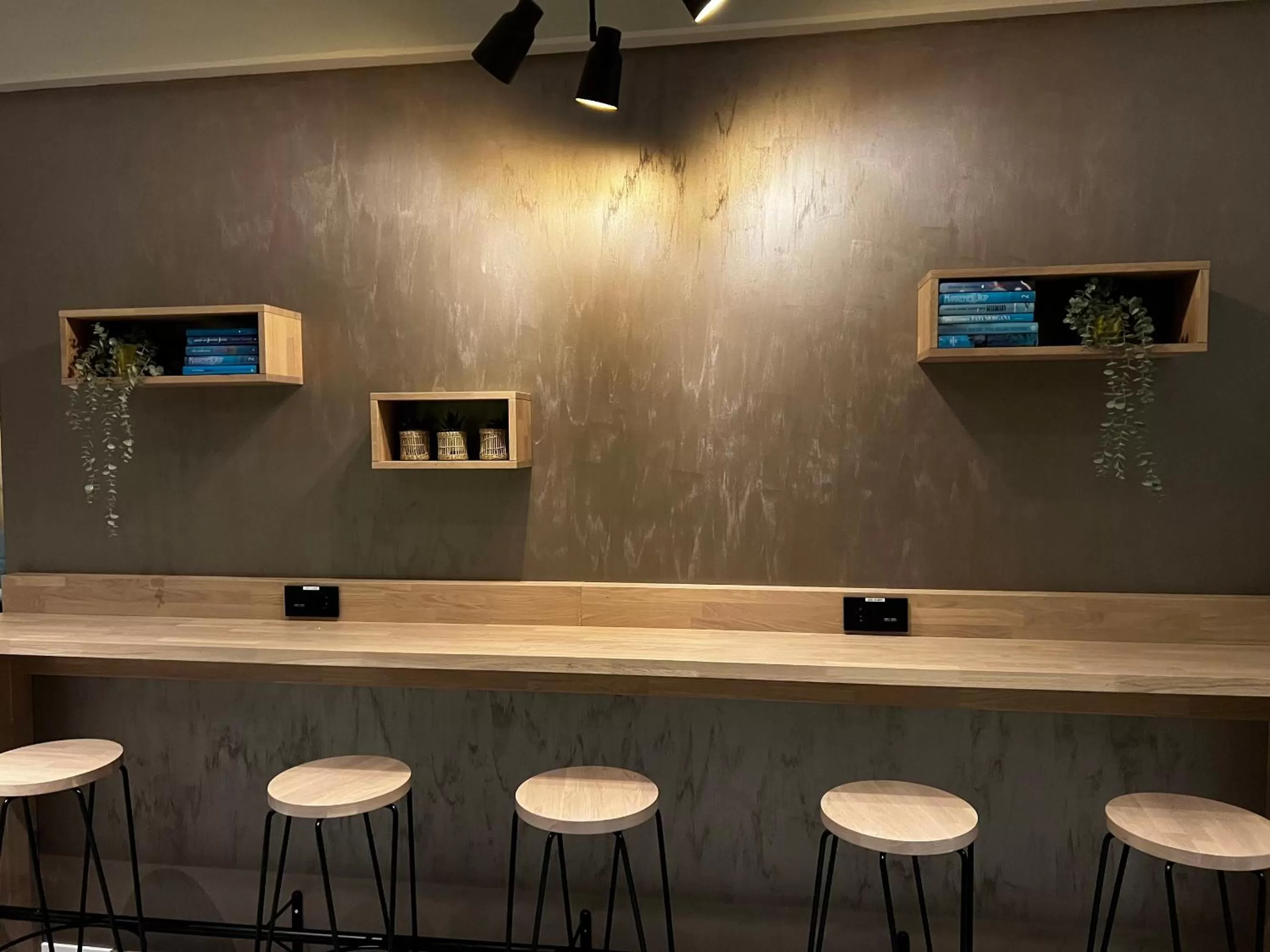 Area and facilities in Frichs Ekspress Åndalsnes