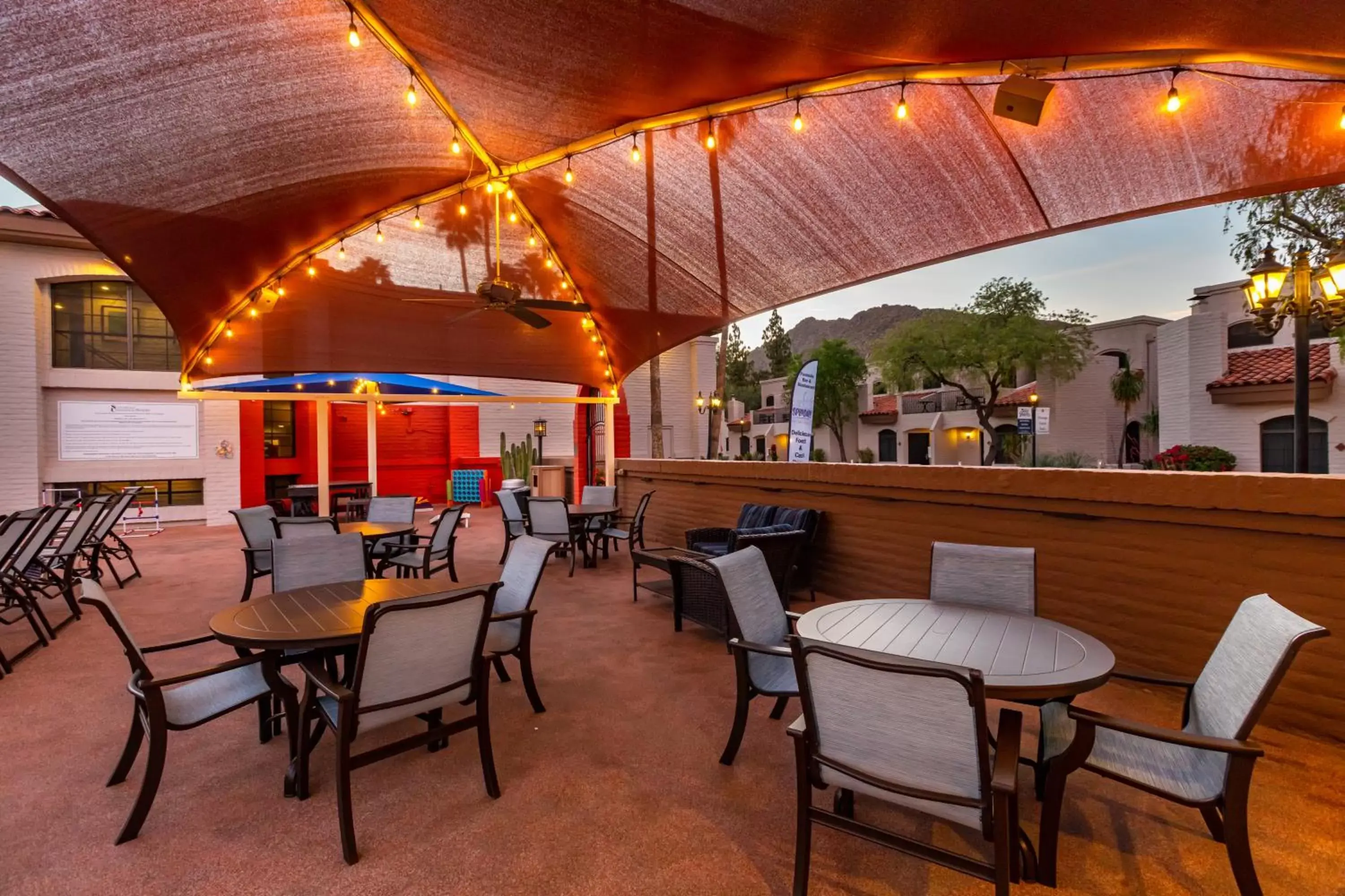 Restaurant/places to eat in Scottsdale Camelback Resort Restaurant/places to eat in Scottsdale Camelback Resort