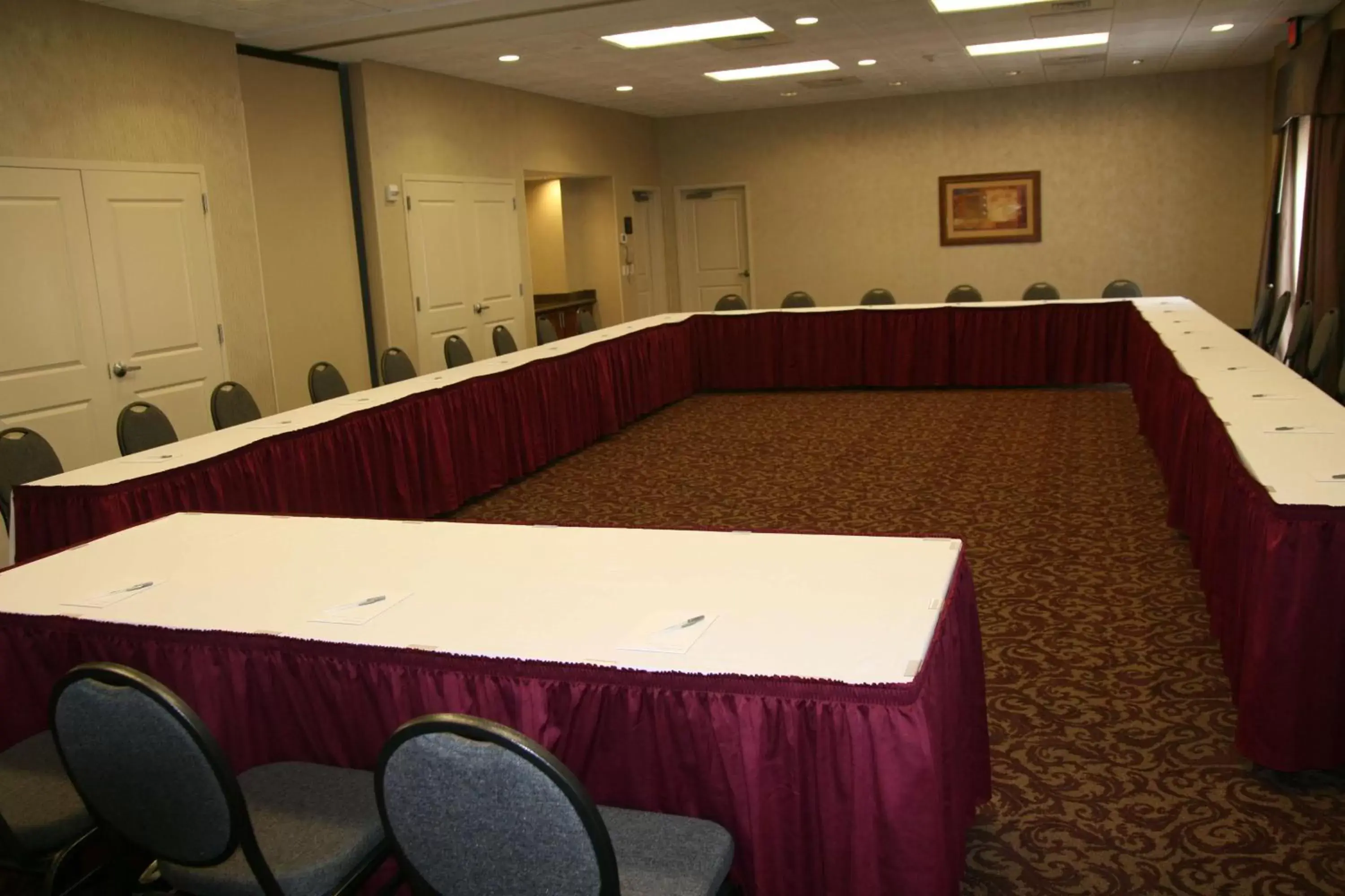 Meeting/conference room in Hampton Inn & Suites Chesapeake-Battlefield Boulevard