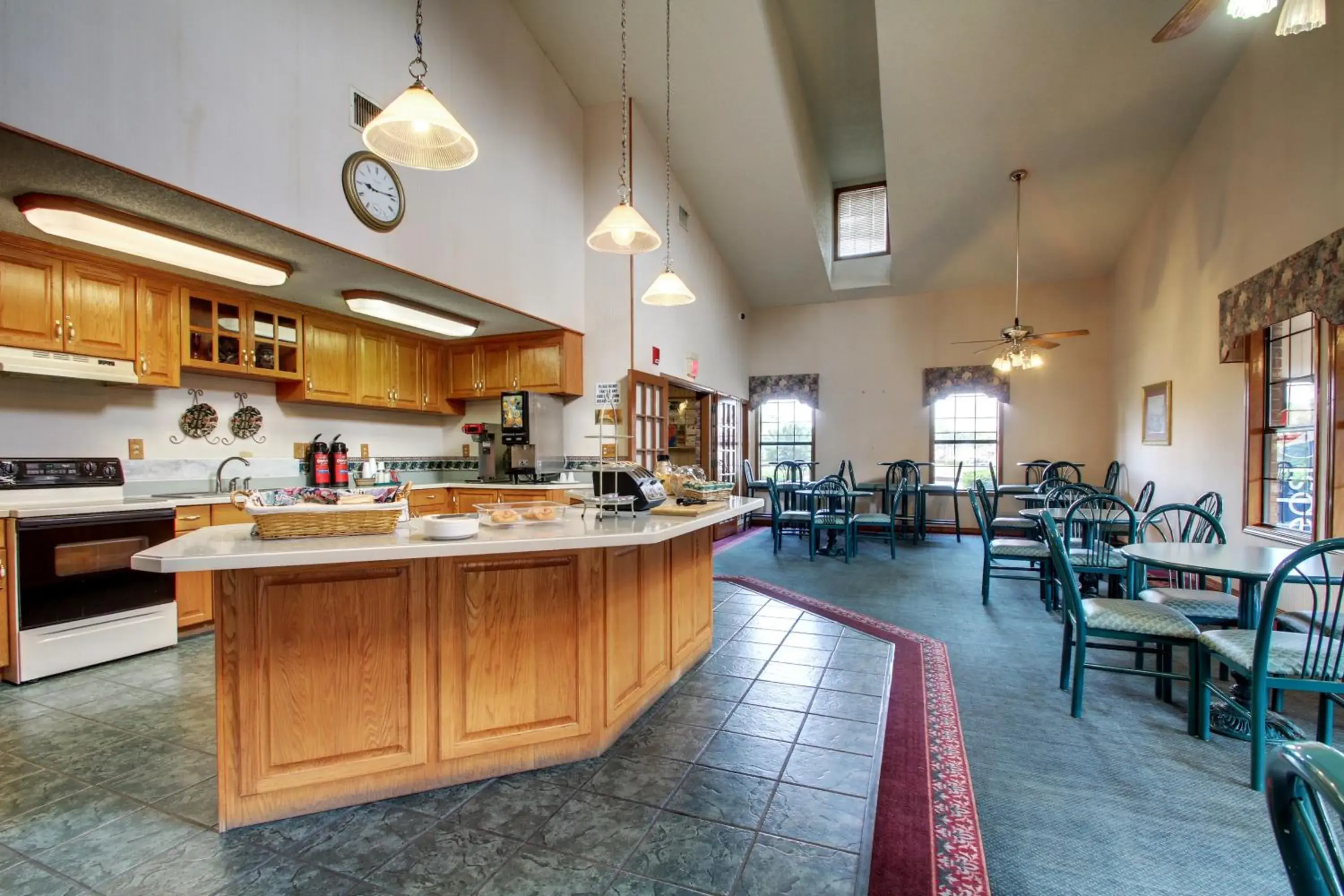 Dining area, Restaurant/Places to Eat in HOTEL DEL SOL - Pensacola