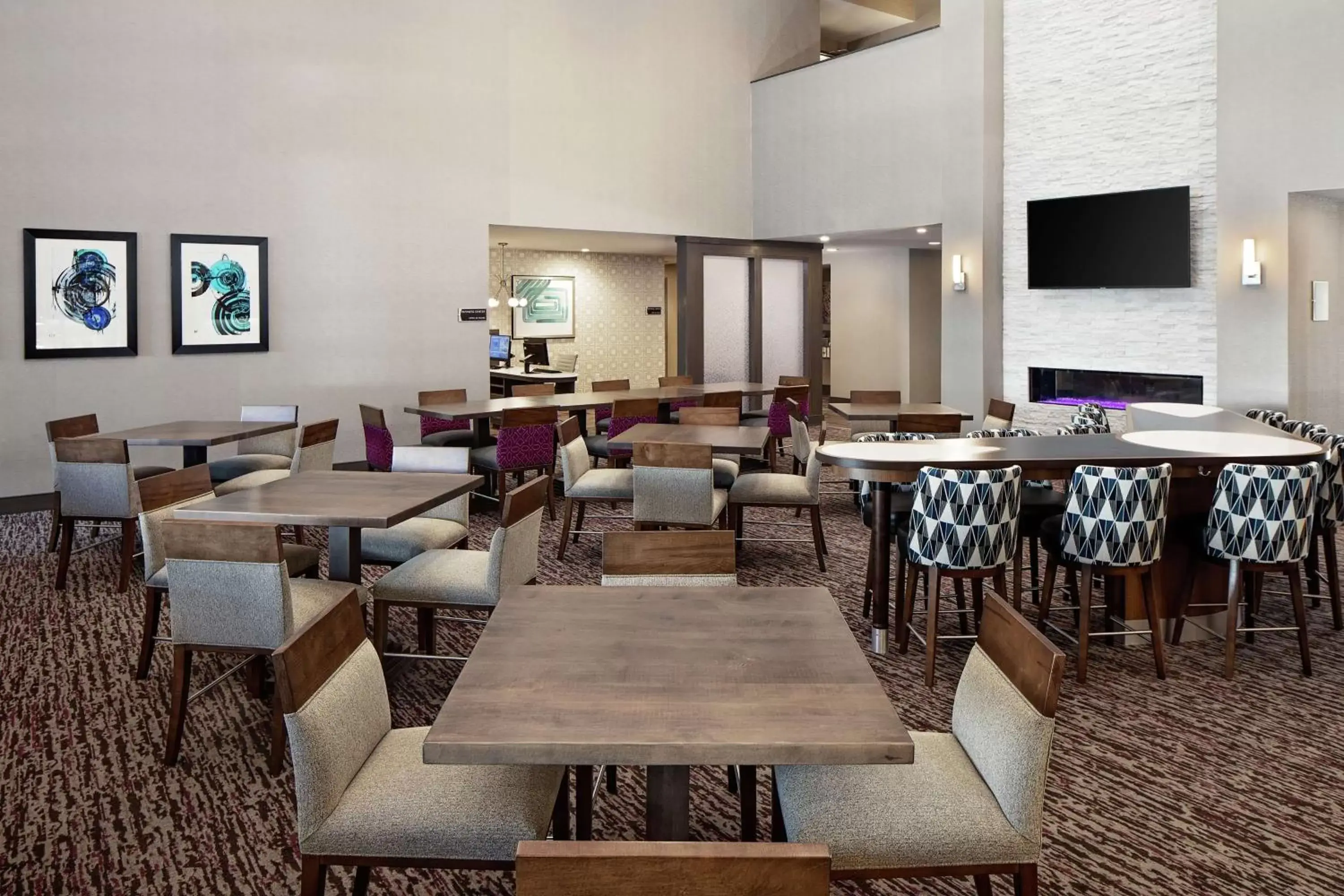 Dining area, Restaurant/Places to Eat in Homewood Suites By Hilton Ronkonkoma