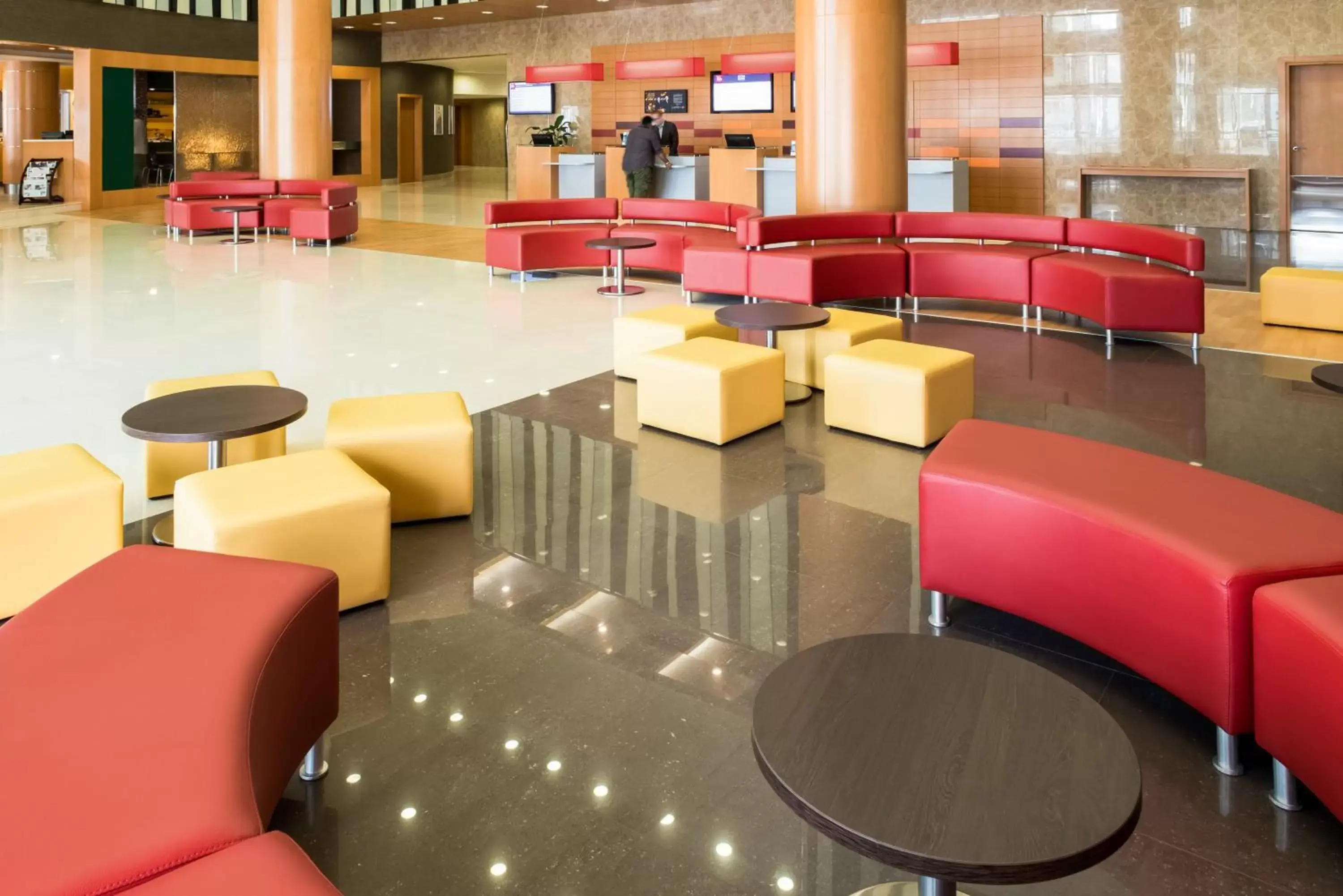 Lobby or reception, Lounge/Bar in Ibis Fujairah