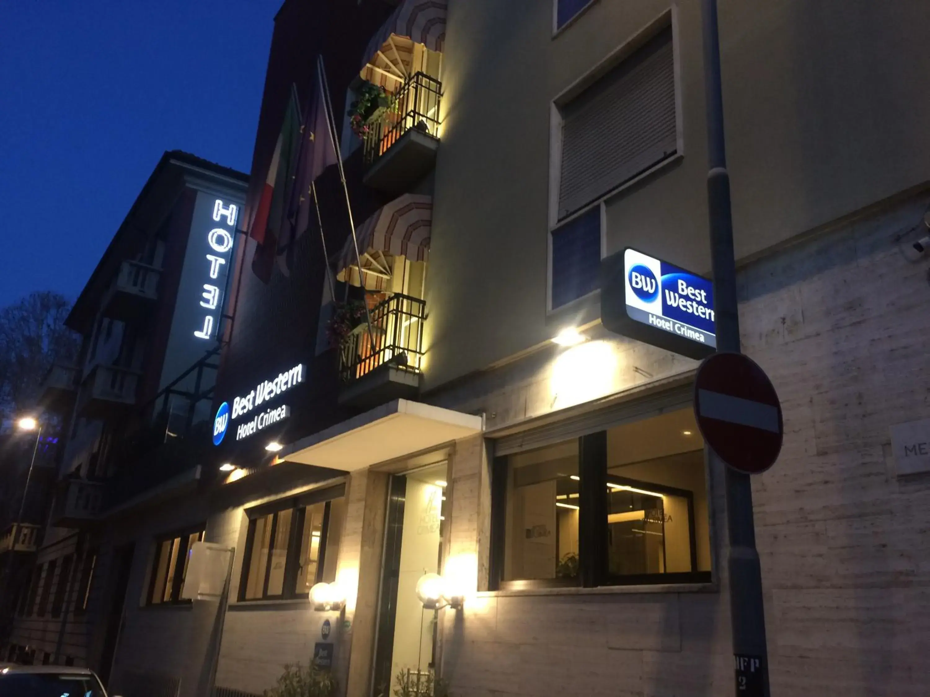 Facade/entrance, Property Building in Best Western Hotel Crimea