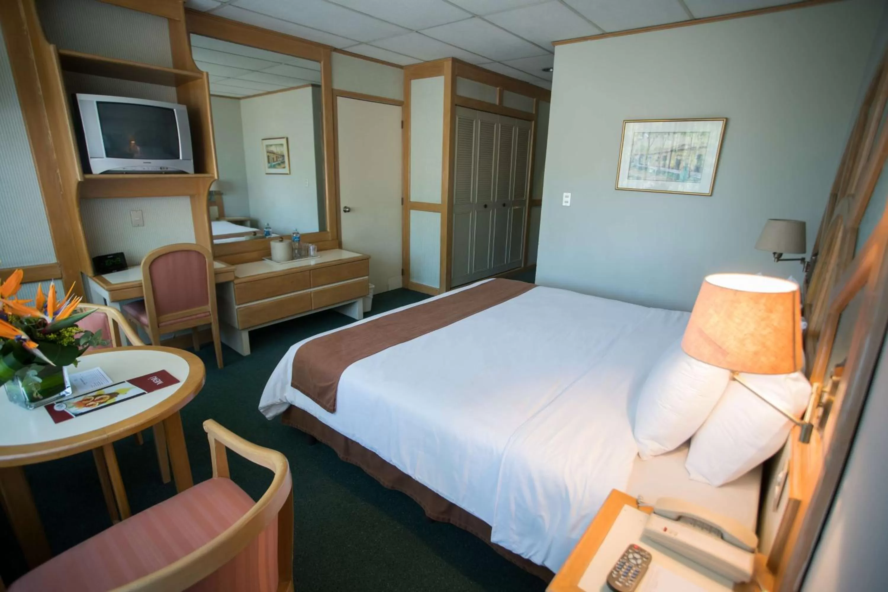 Photo of the whole room, Bed in Best Western Plus Hotel Terraza