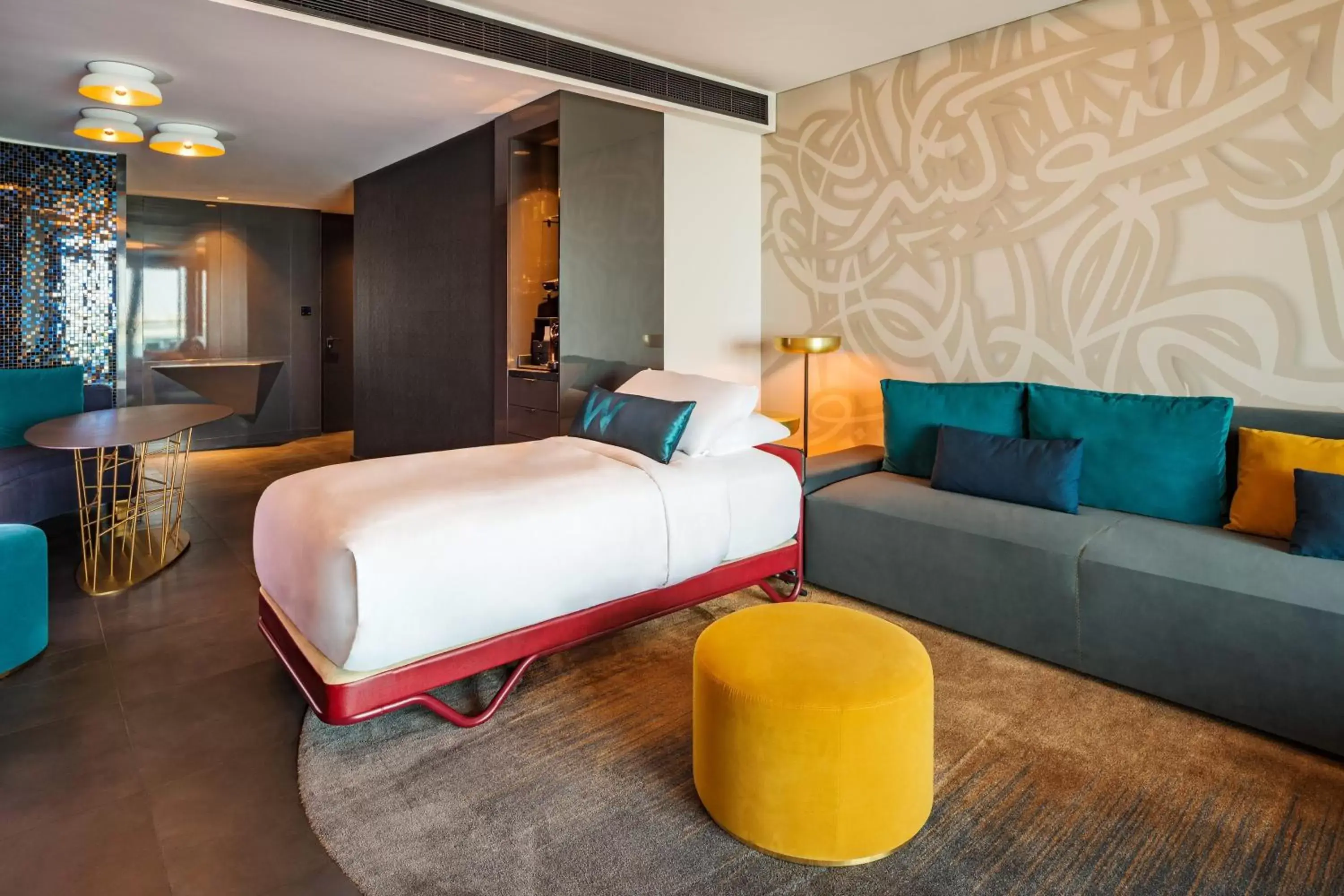 Photo of the whole room, Bed in W Dubai - The Palm