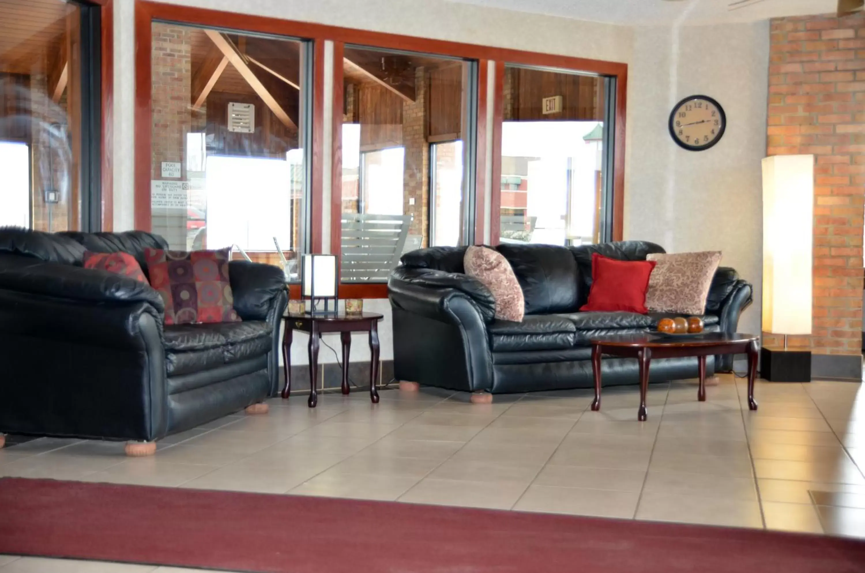 Lobby or reception, Seating Area in Baymont by Wyndham Port Huron