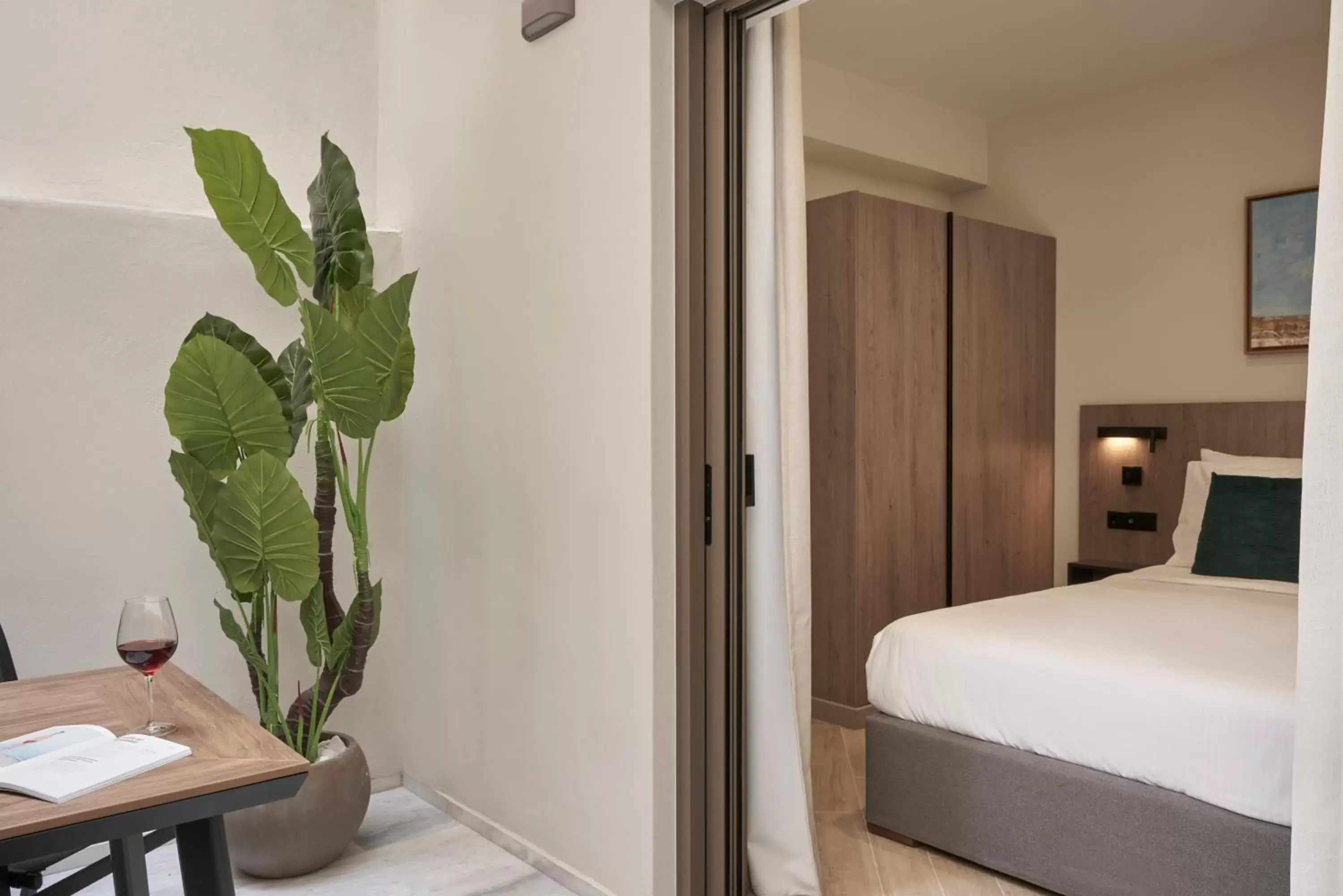 Bed in Hestia - Asklipiou 61 Bed in Hestia - Asklipiou 61