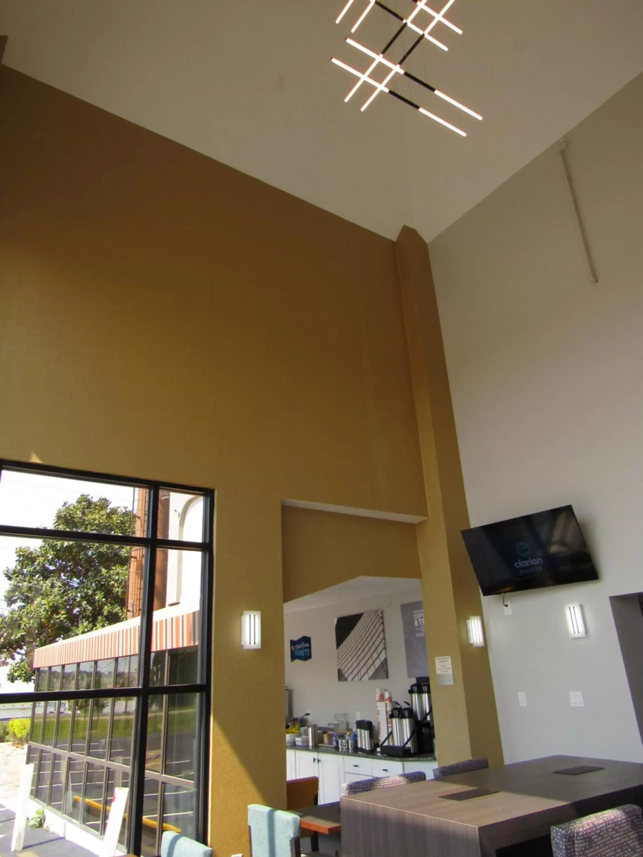 Lobby or reception in Clarion Pointe McDonough Lobby or reception in Clarion Pointe McDonough