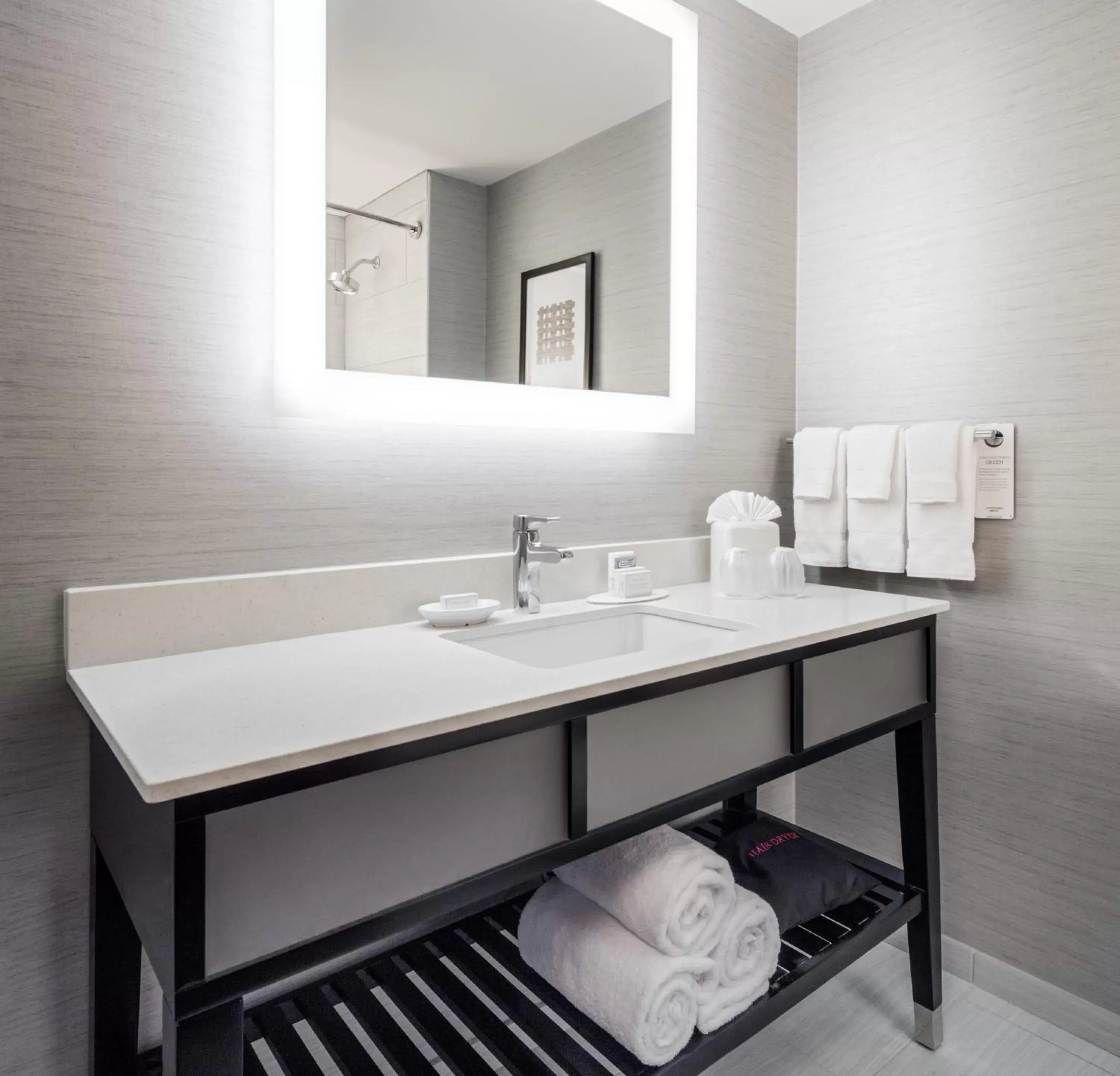 Bathroom in Courtyard by Marriott Boston Brookline