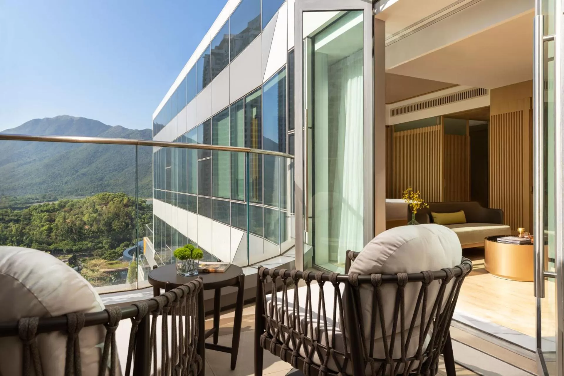 Balcony/Terrace in The Silveri Hotel Hong Kong - MGallery Collection