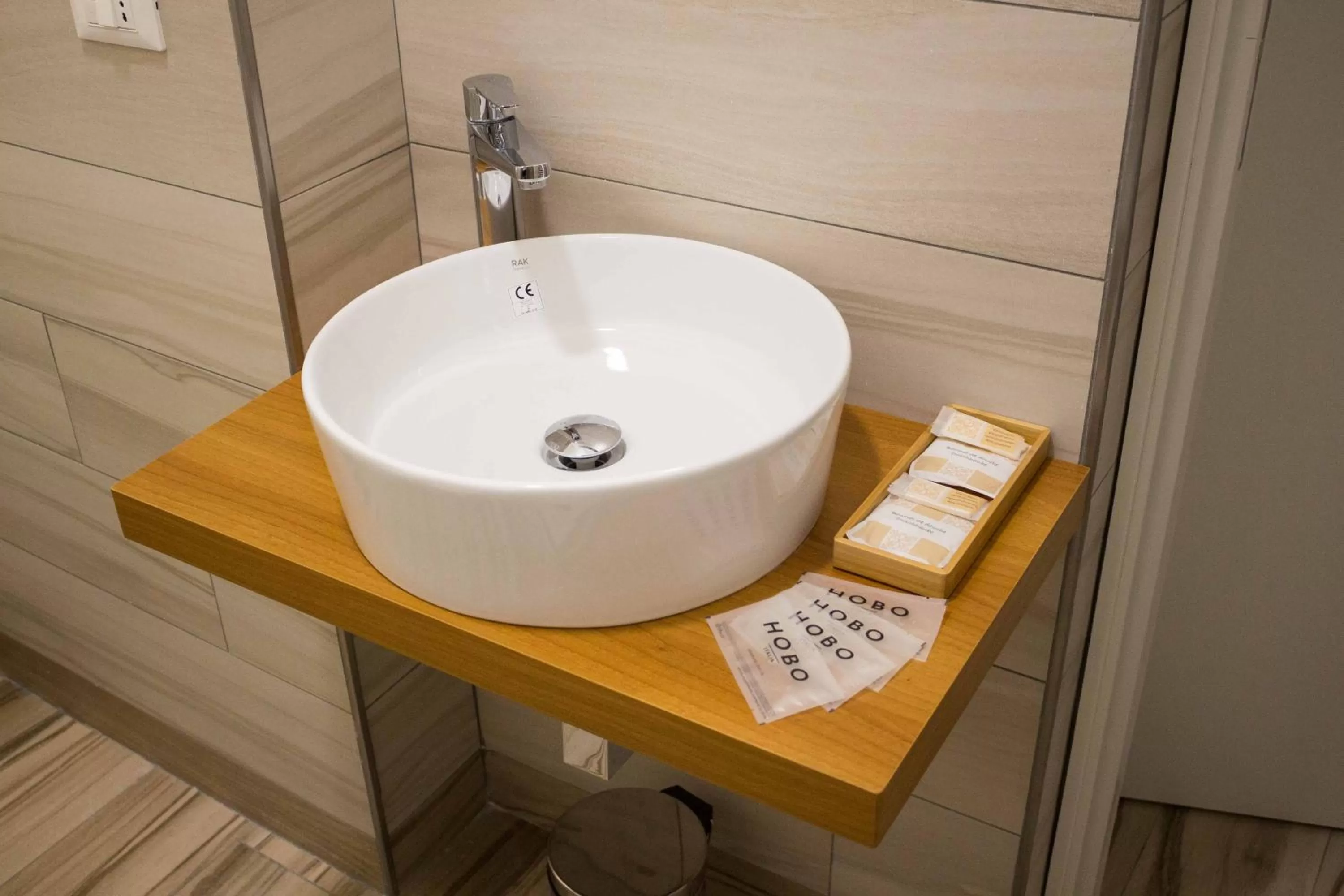 Bathroom in Hall inn B&B in Naples