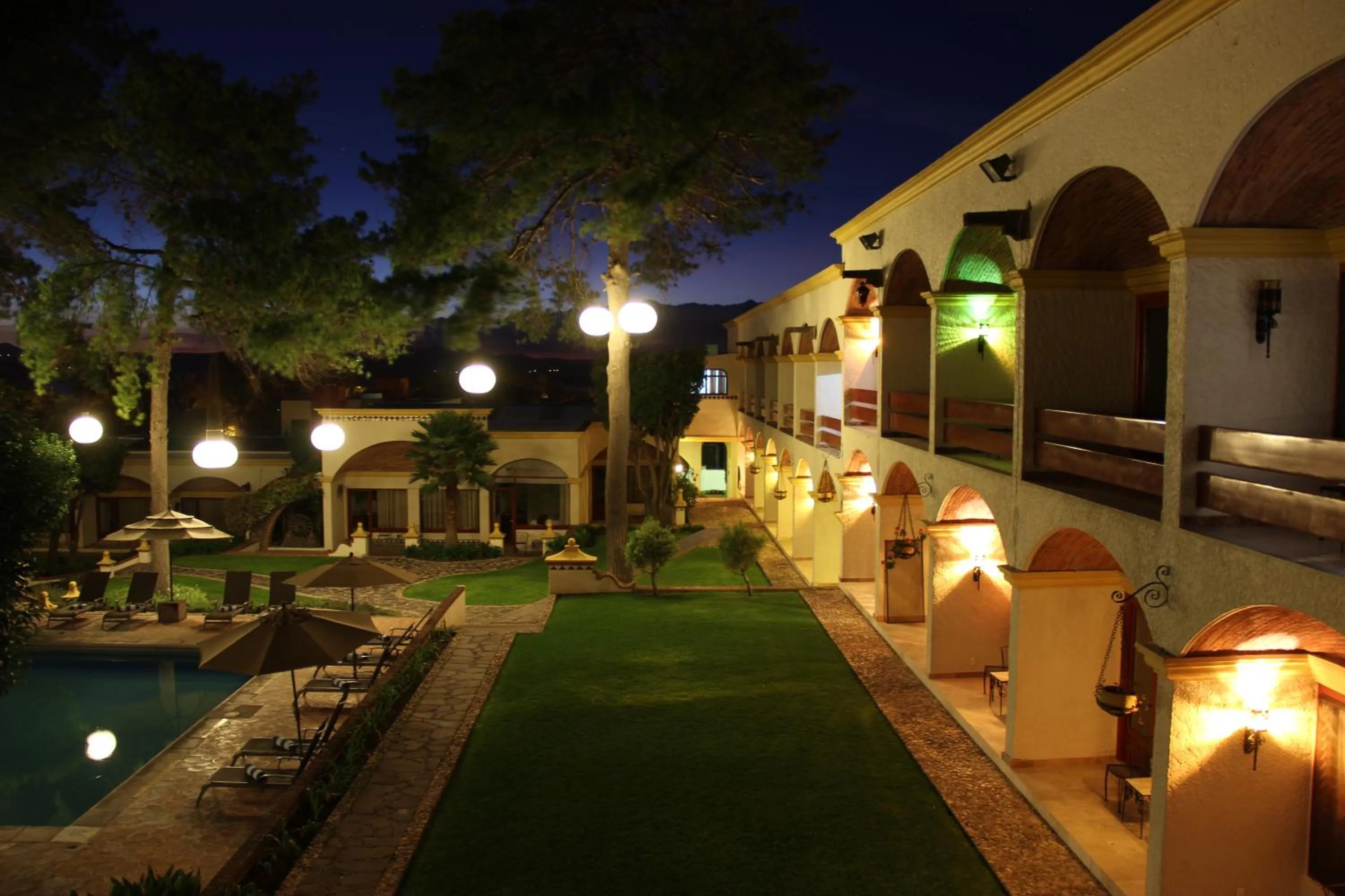 Night in Imperio De Angeles