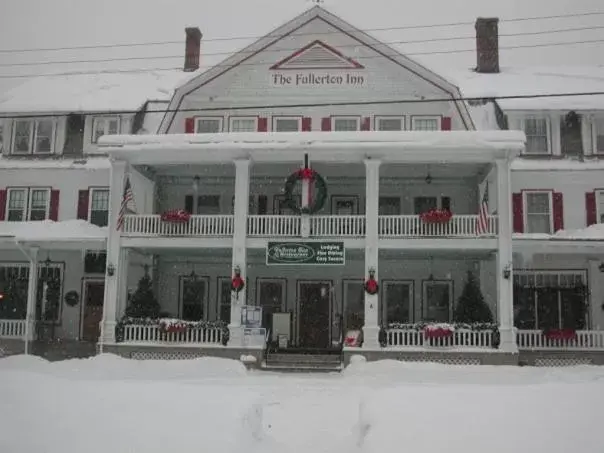 Winter, Property Building in Fullerton Inn & Restaurant