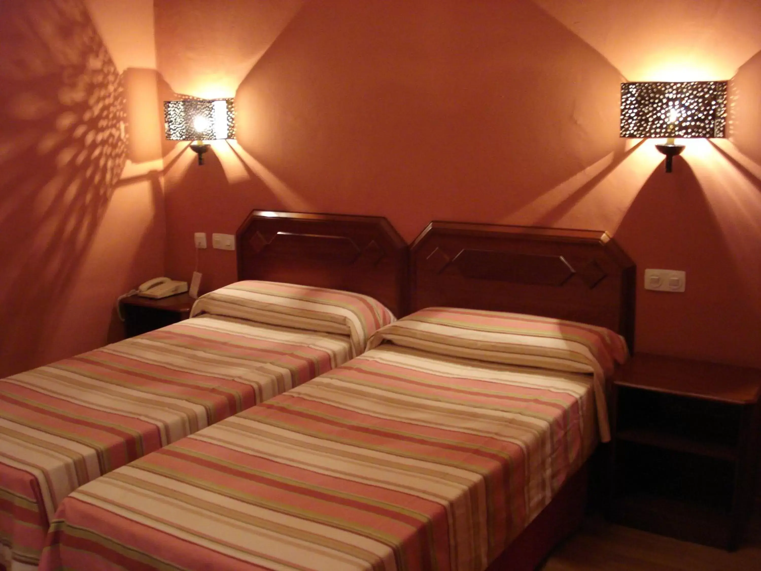 Photo of the whole room, Bed in Hotel Abanico