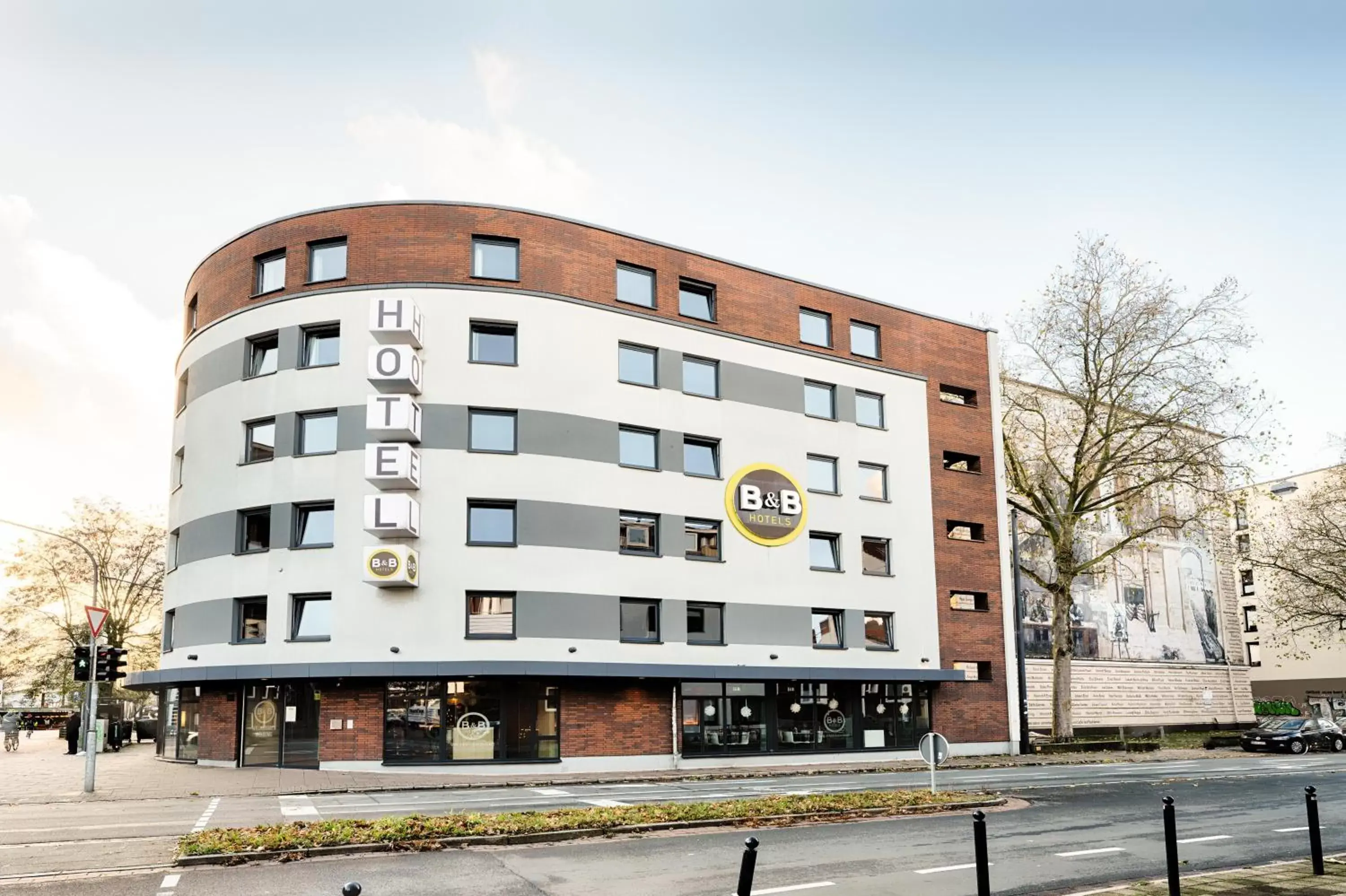 Property Building in B&B Hotel Bremen-City