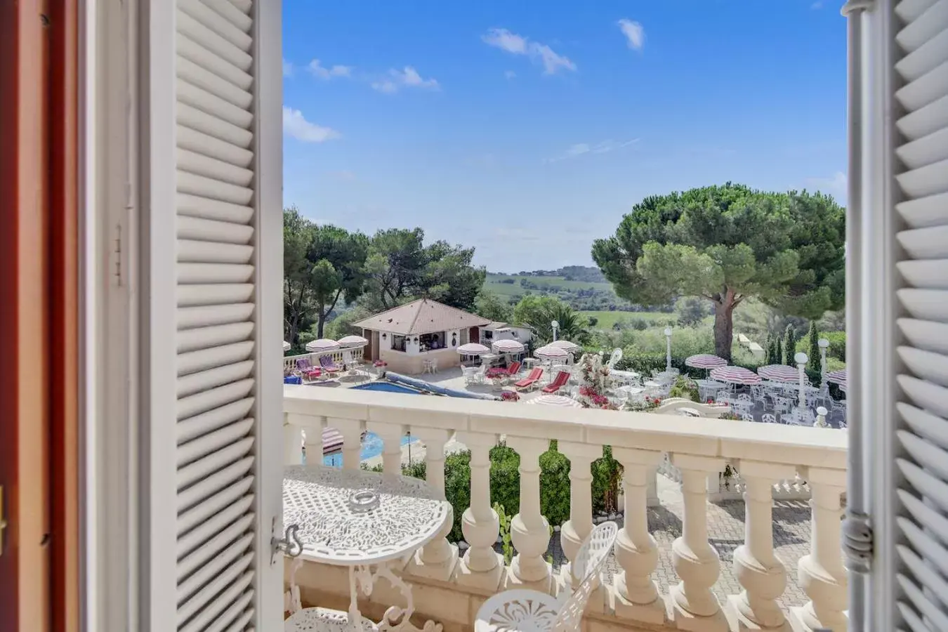 Balcony/Terrace in Le Château de Mei Lese