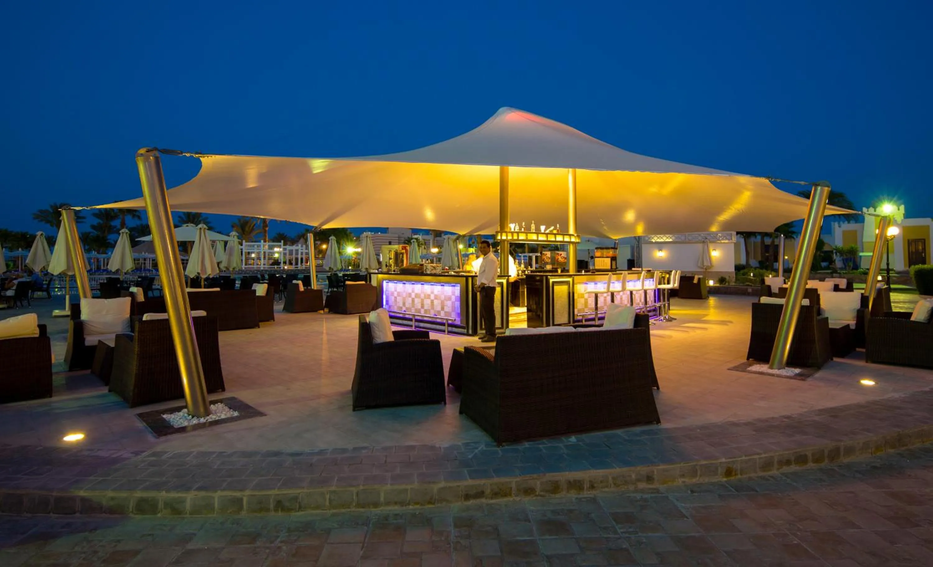 Restaurant/places to eat in Mirage Bay Resort & Aqua Park