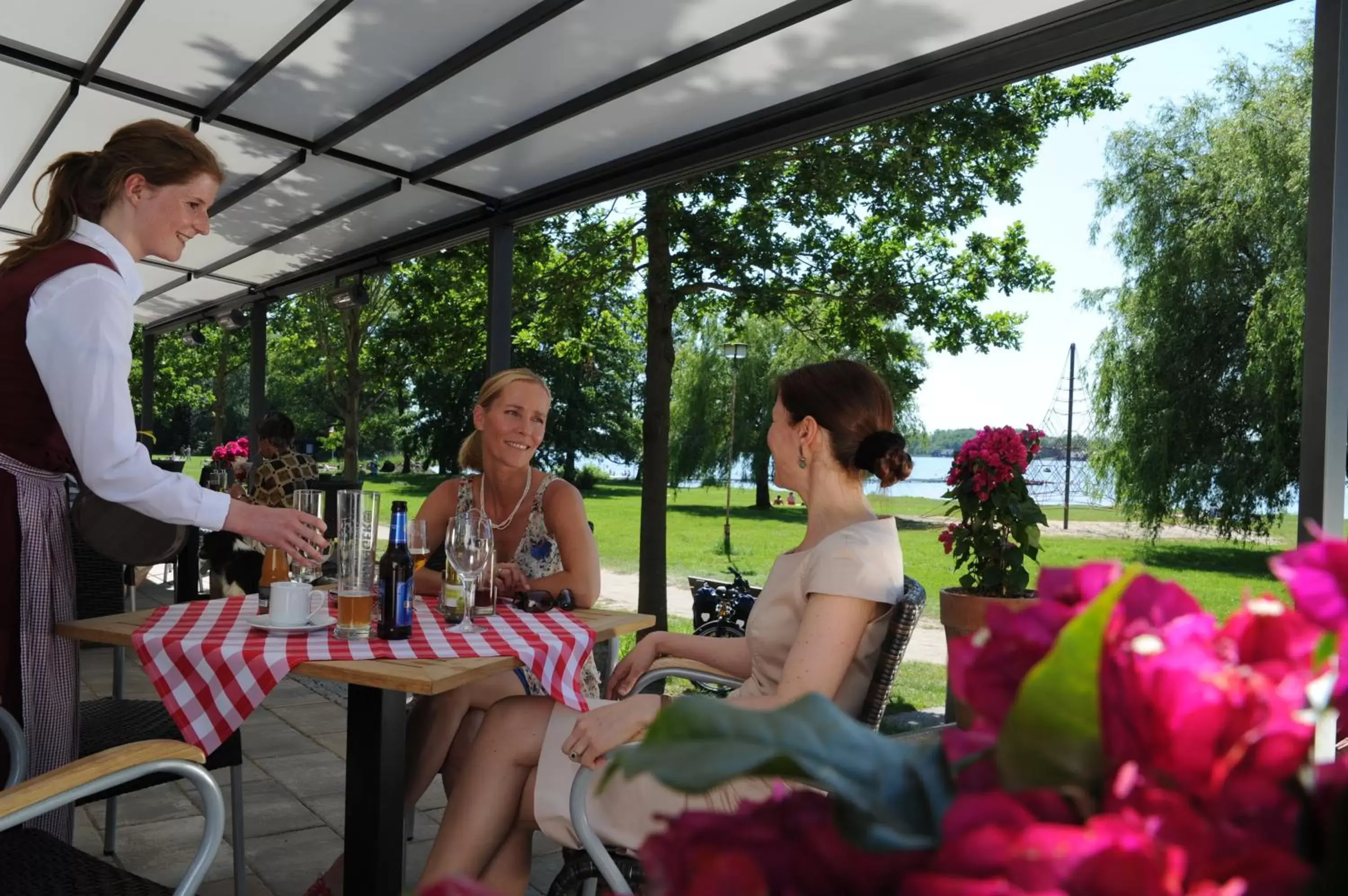 Staff in Strandhaus am Inselsee