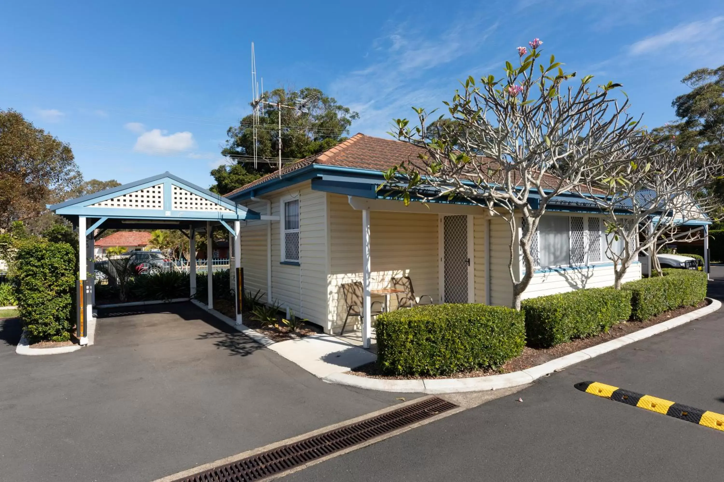 Property Building in Forster Holiday Village