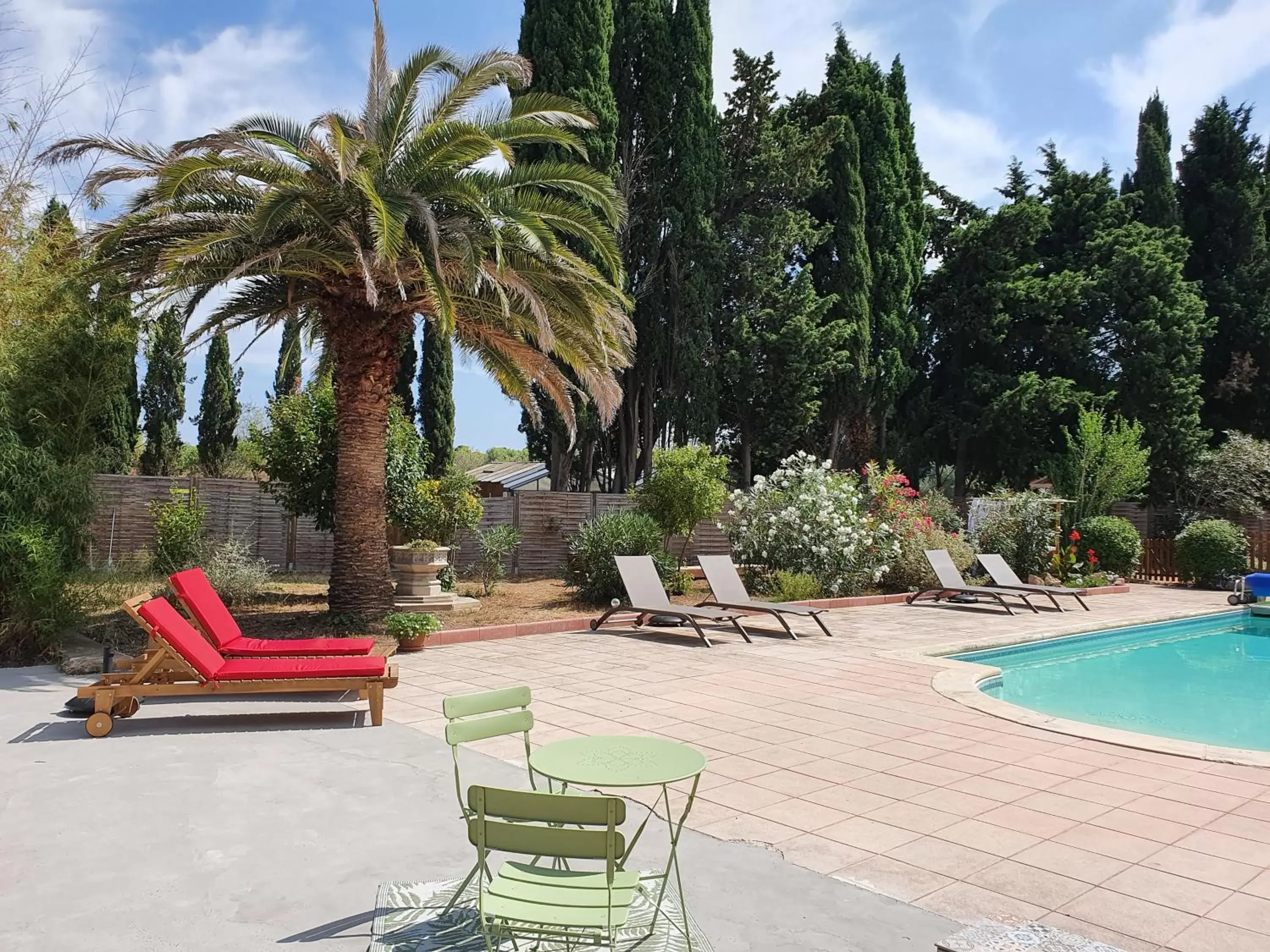 Swimming Pool in Au secret des Brégines