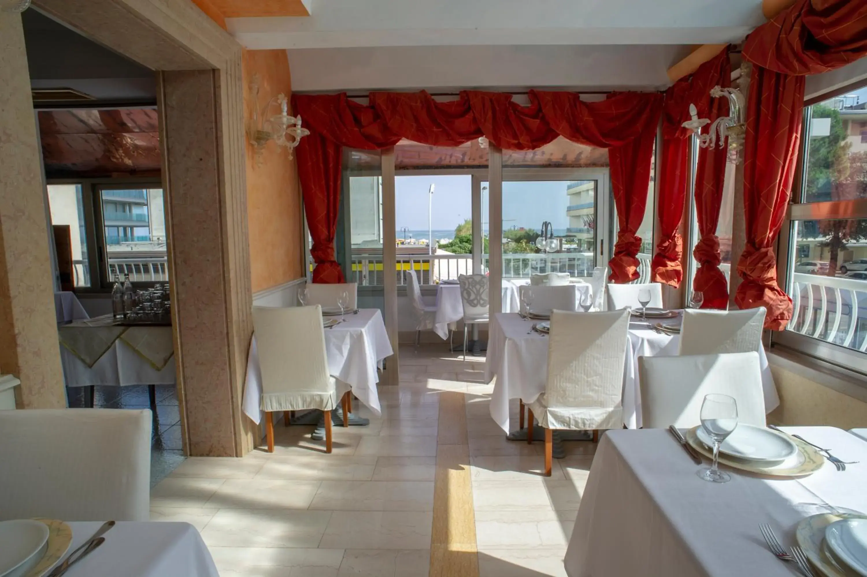 Restaurant/Places to Eat in Hotel Margherita