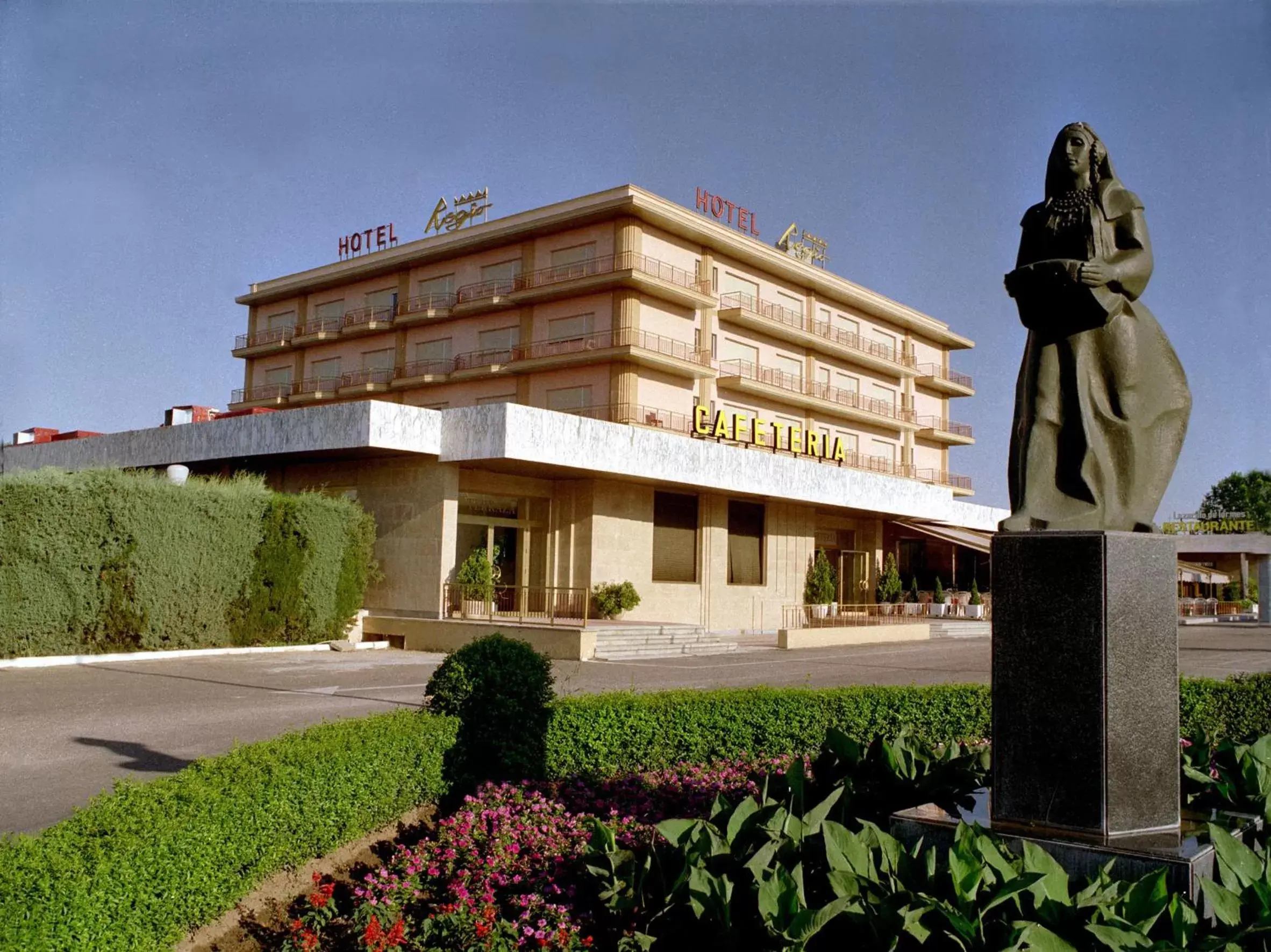Facade/entrance, Property Building in Hotel Regio