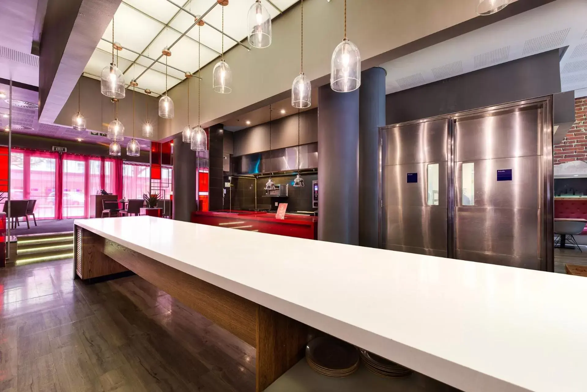 Restaurant/places to eat, Lobby/Reception in Park Inn by Radisson Cape Town Foreshore