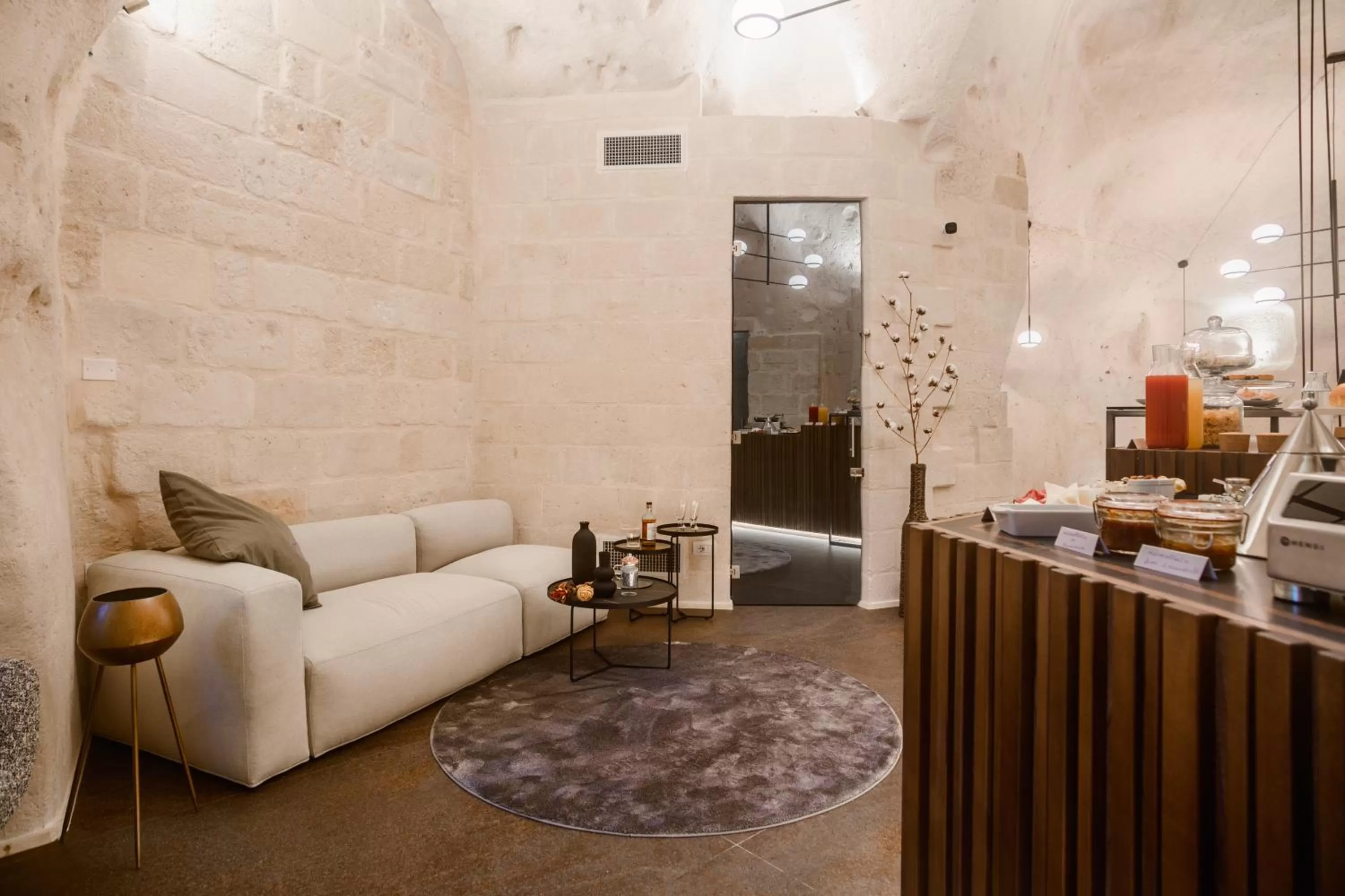 Lobby or reception in Le Malve Cave Retreat
