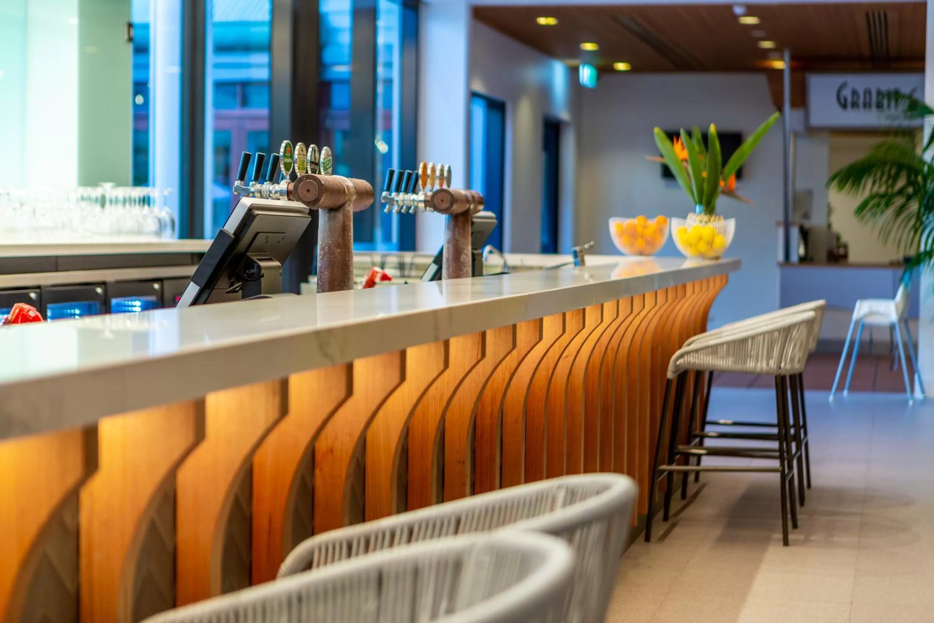 Restaurant/places to eat in Novotel Sunshine Coast Resort