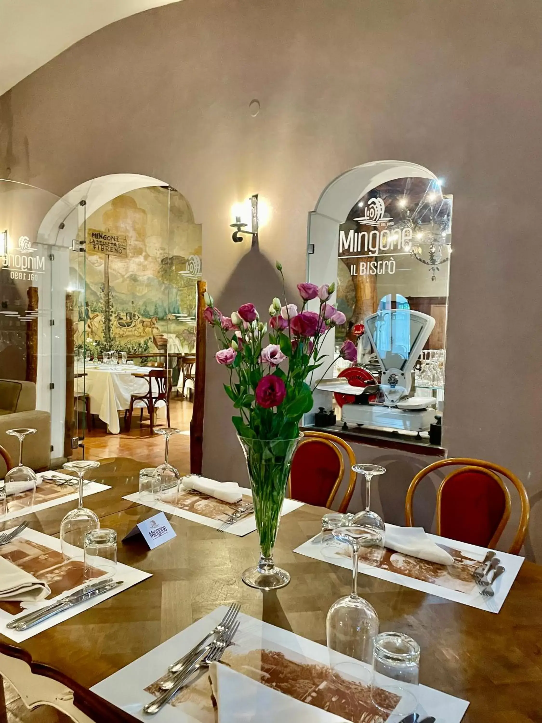 Restaurant/Places to Eat in Albergo Mingone