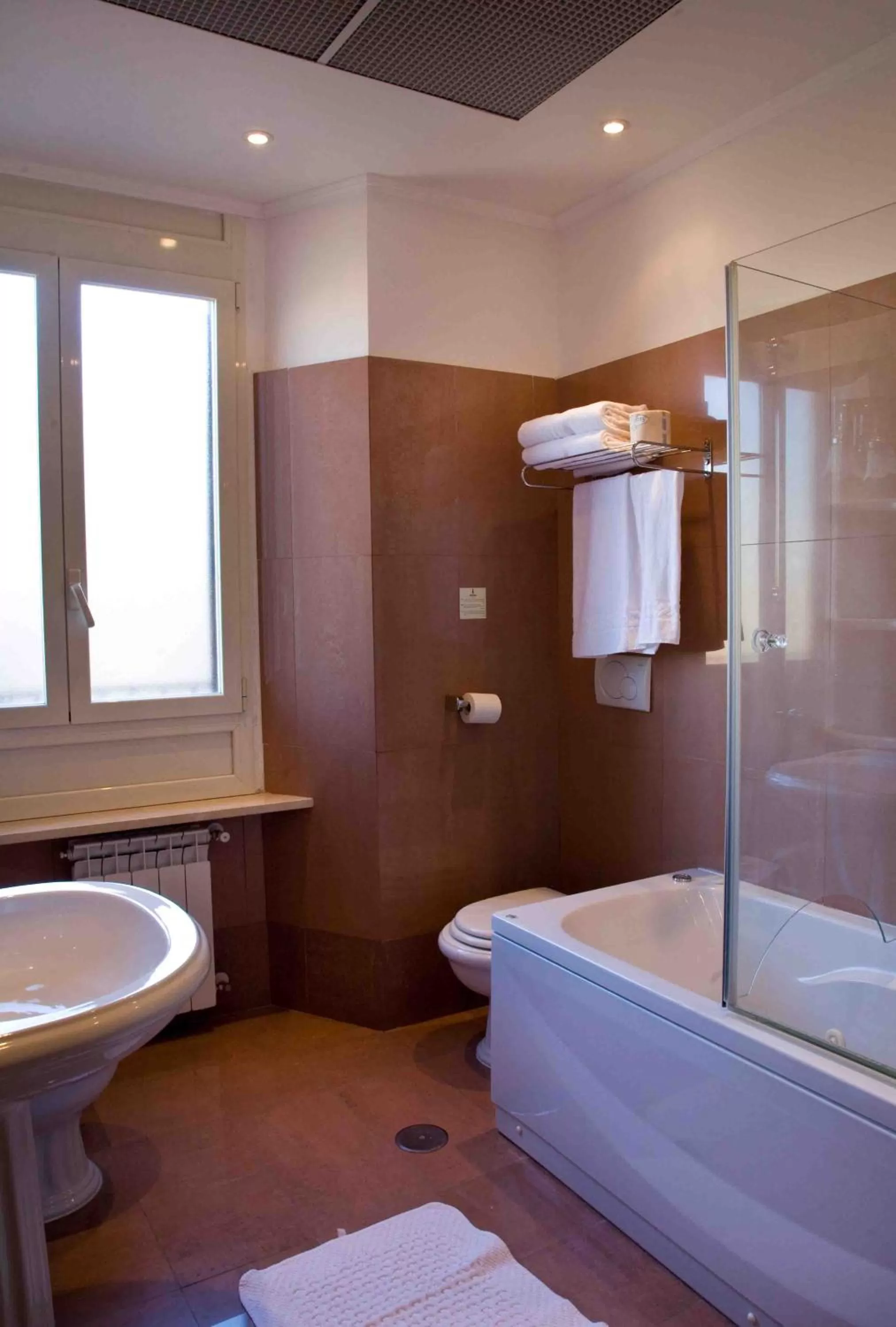 Bathroom in Hotel Rimini