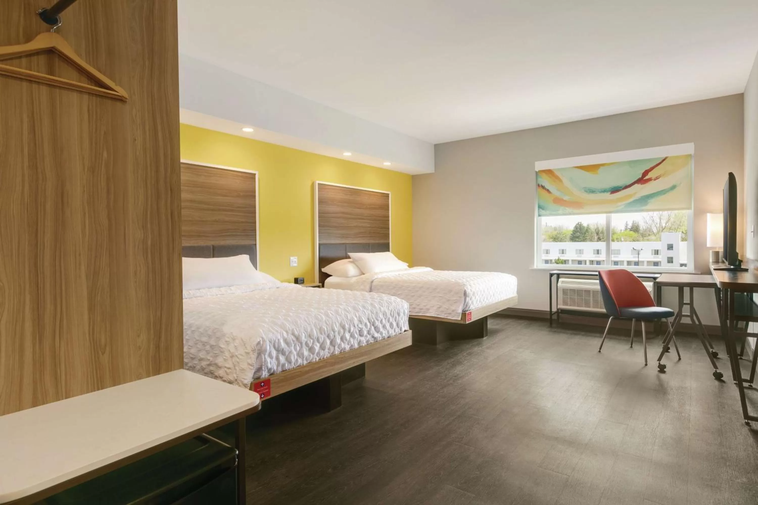 Bedroom, Bed in Tru By Hilton Williamsville Buffalo Airport