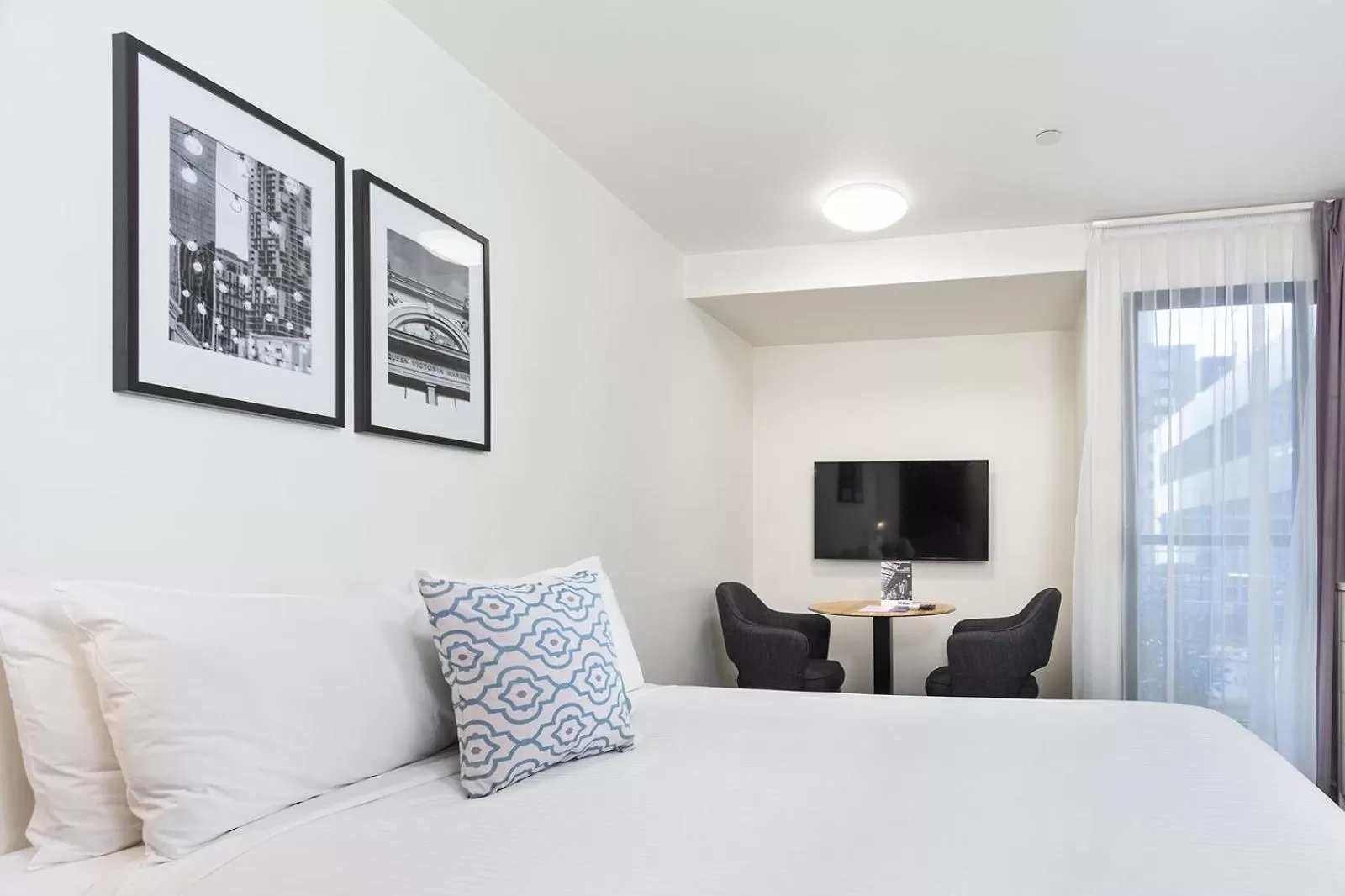 Bed in City Edge North Melbourne Apartment Hotel