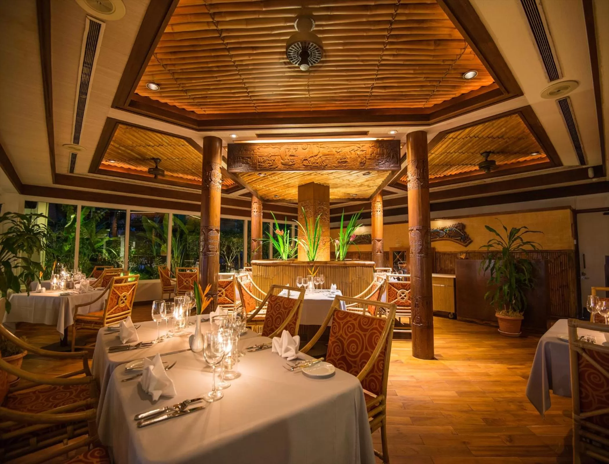 Restaurant/places to eat in Palau Pacific Resort & The Pristine Villas and Bungalows