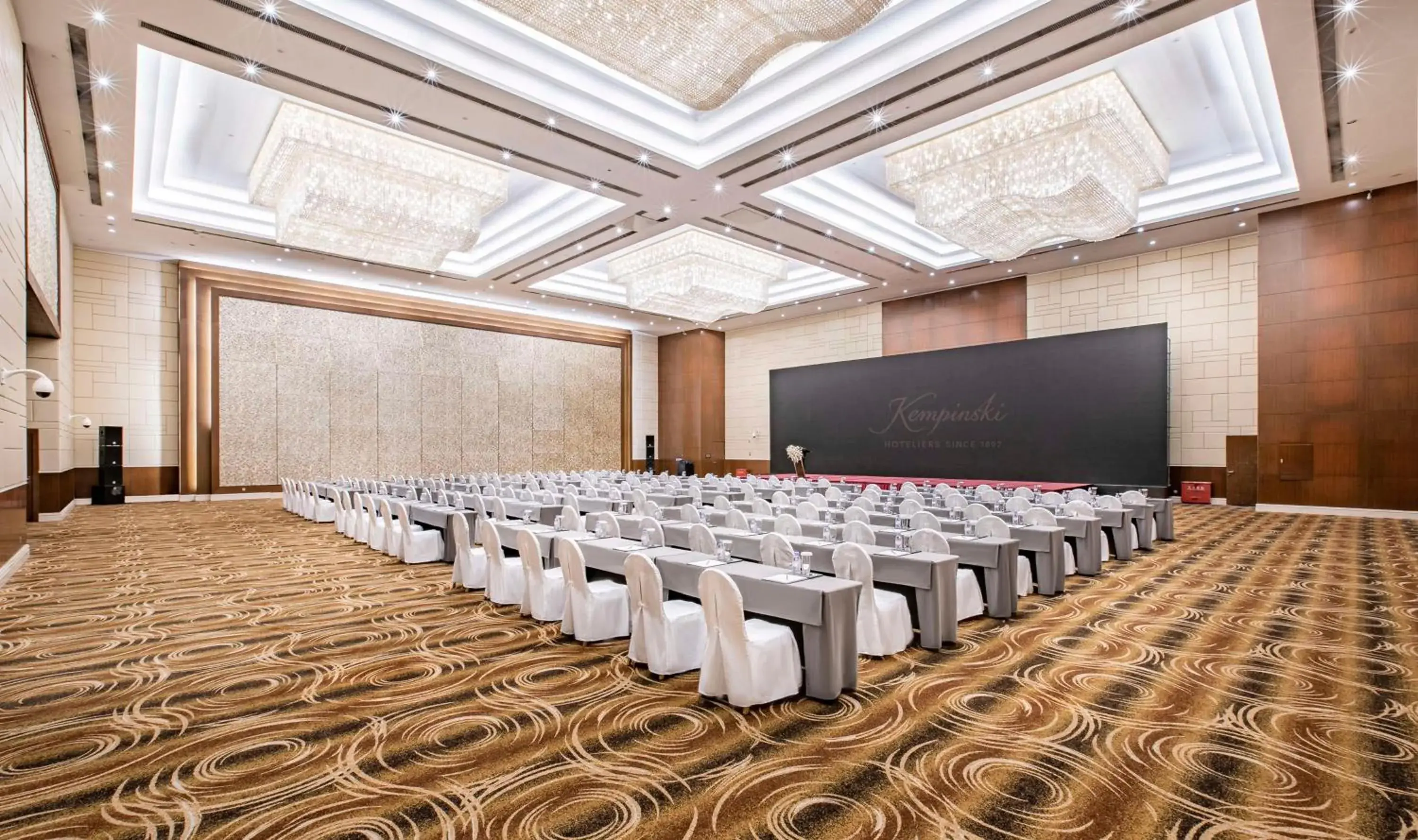 Meeting/conference room in Guiyang Kempinski Hotel