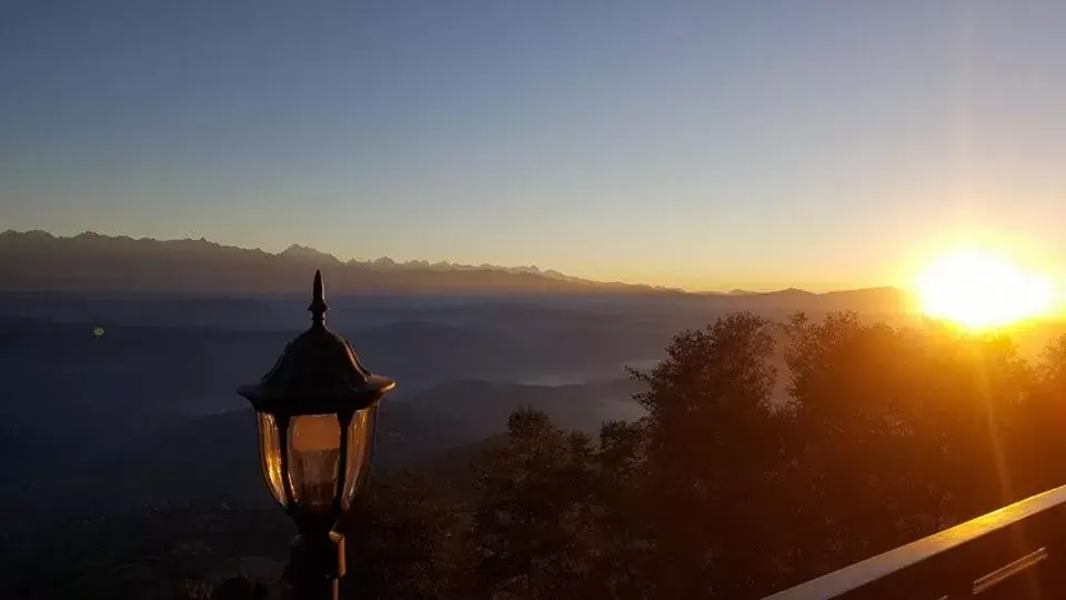 Mountain view, Sunrise/Sunset in Hotel Himalayan Villa