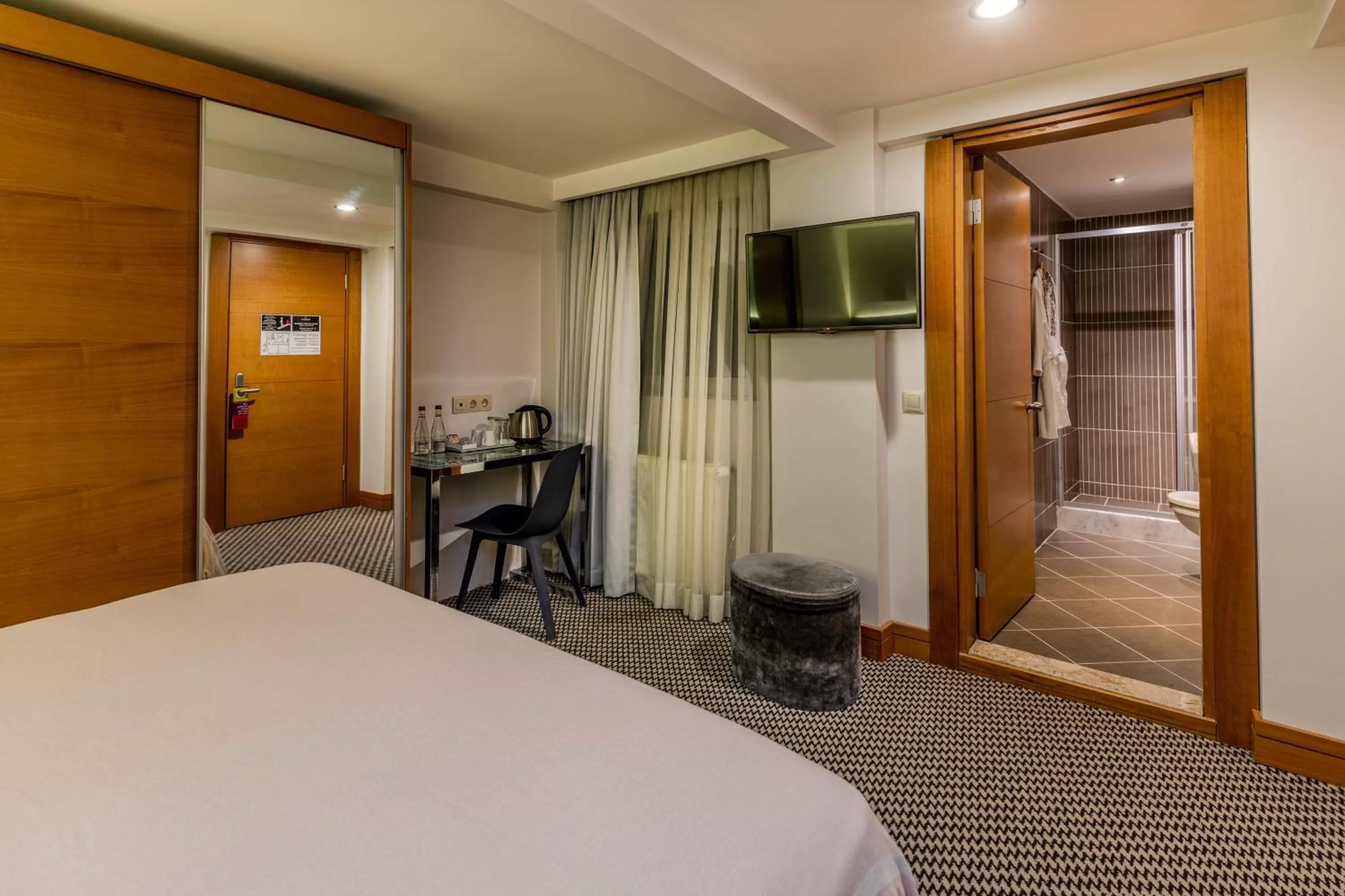 Deluxe King Room in Parkhouse Hotel & Spa