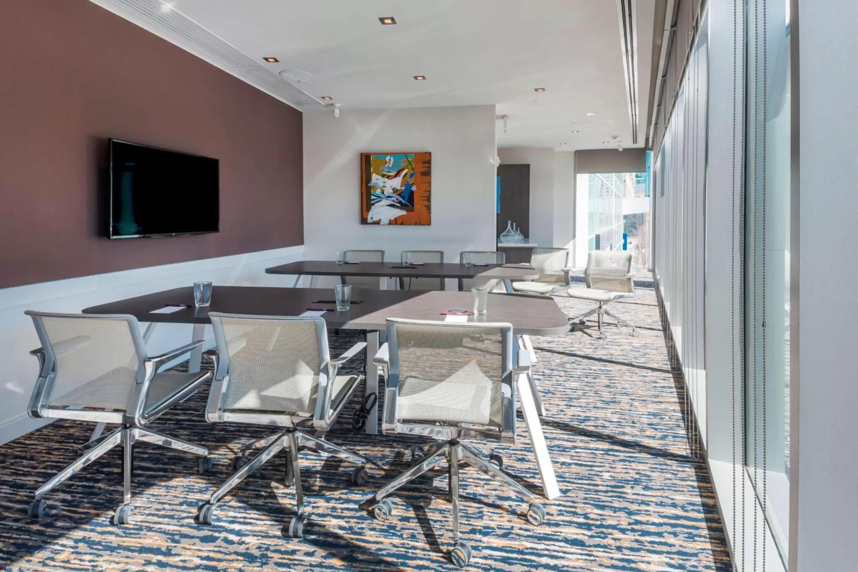 Meeting/conference room, Restaurant/Places to Eat in Residence Inn by Marriott Jersey City