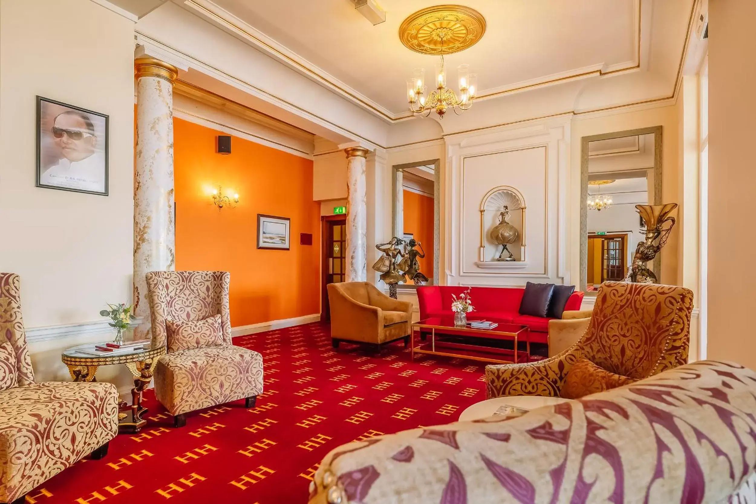 Lobby or reception, Seating Area in Muthu Alexandra Hotel