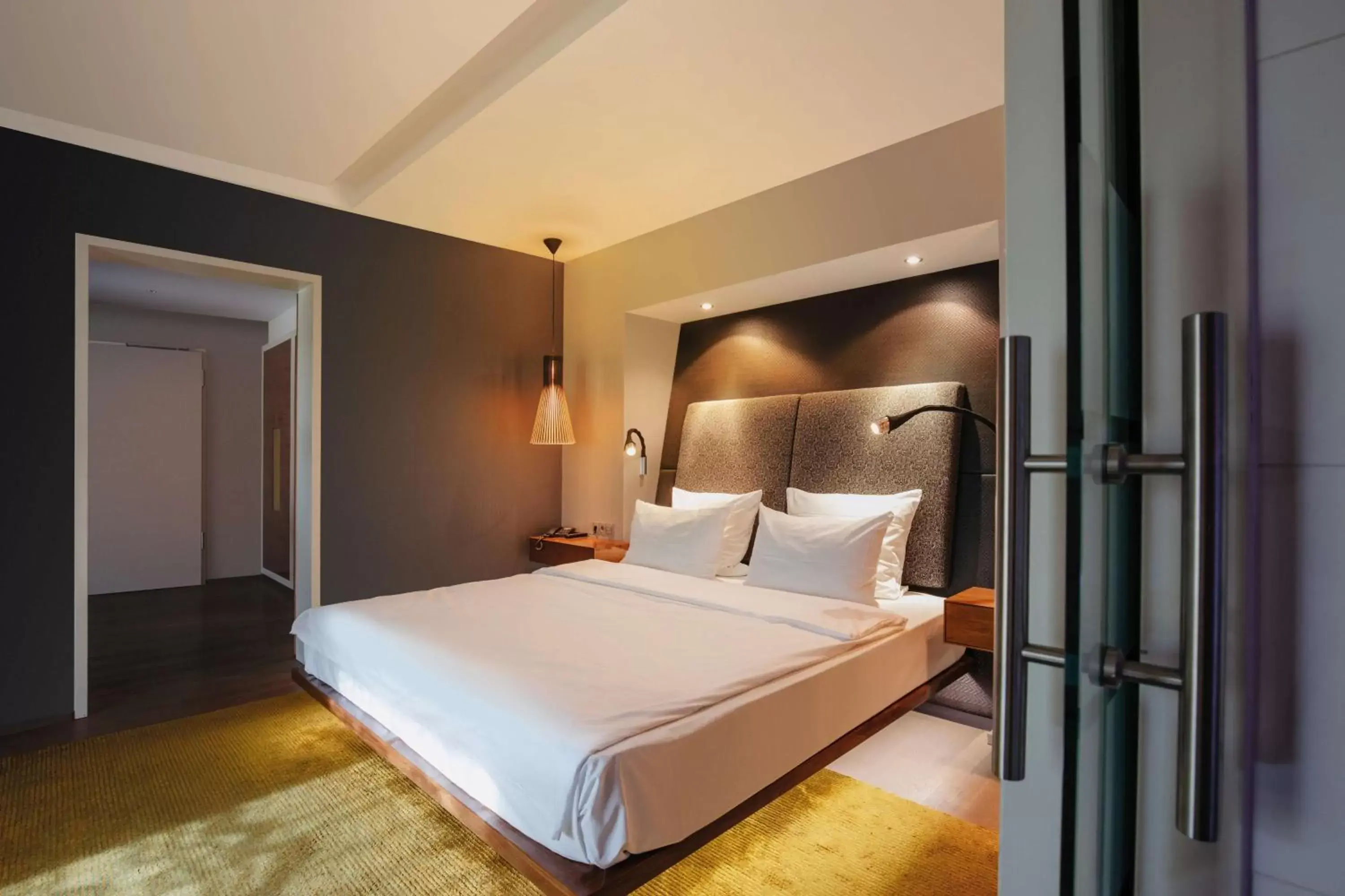 Bedroom, Bed in Hotel Berlin, Berlin, a member of Radisson Individuals