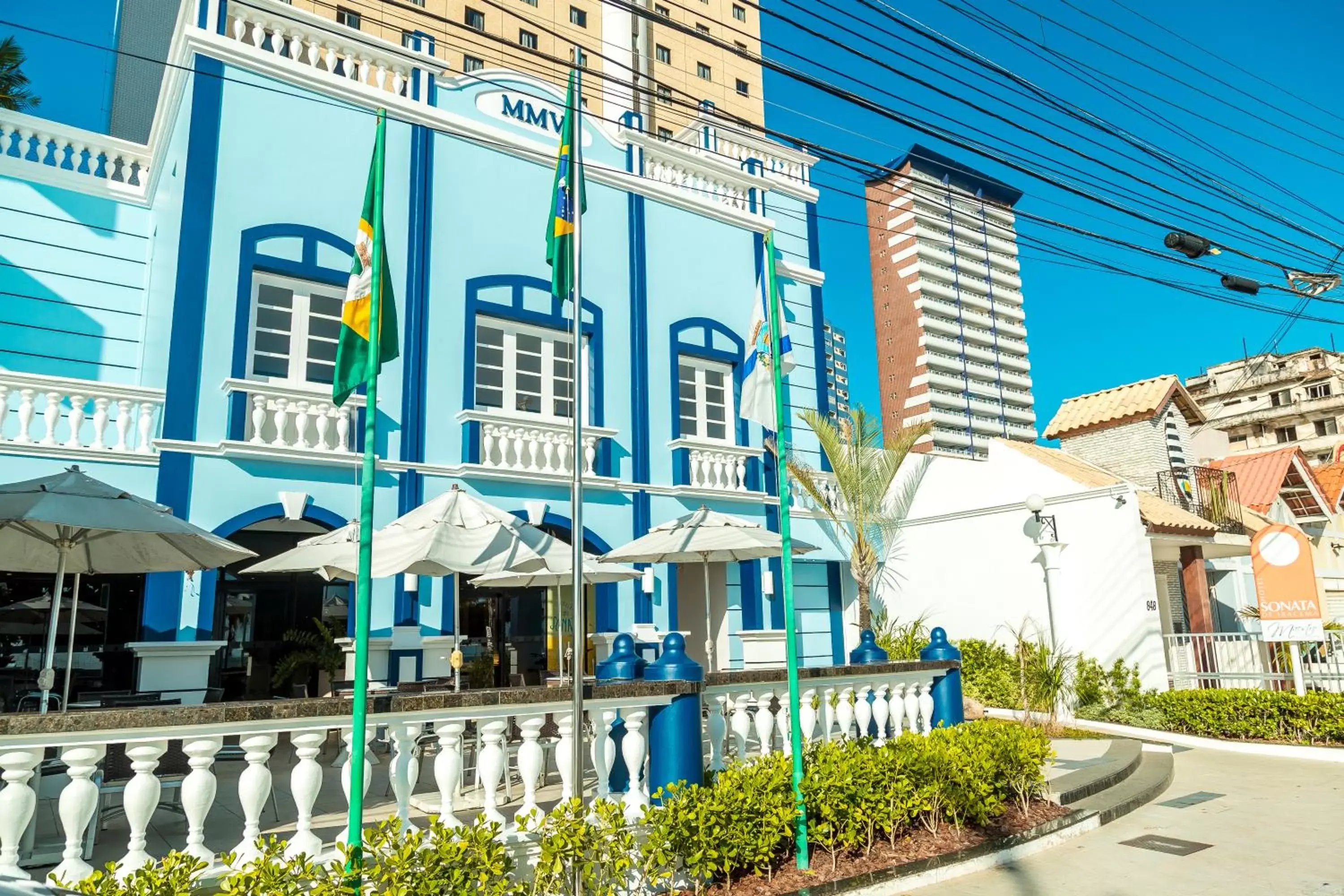 Facade/entrance, Property Building in Hotel Sonata de Iracema