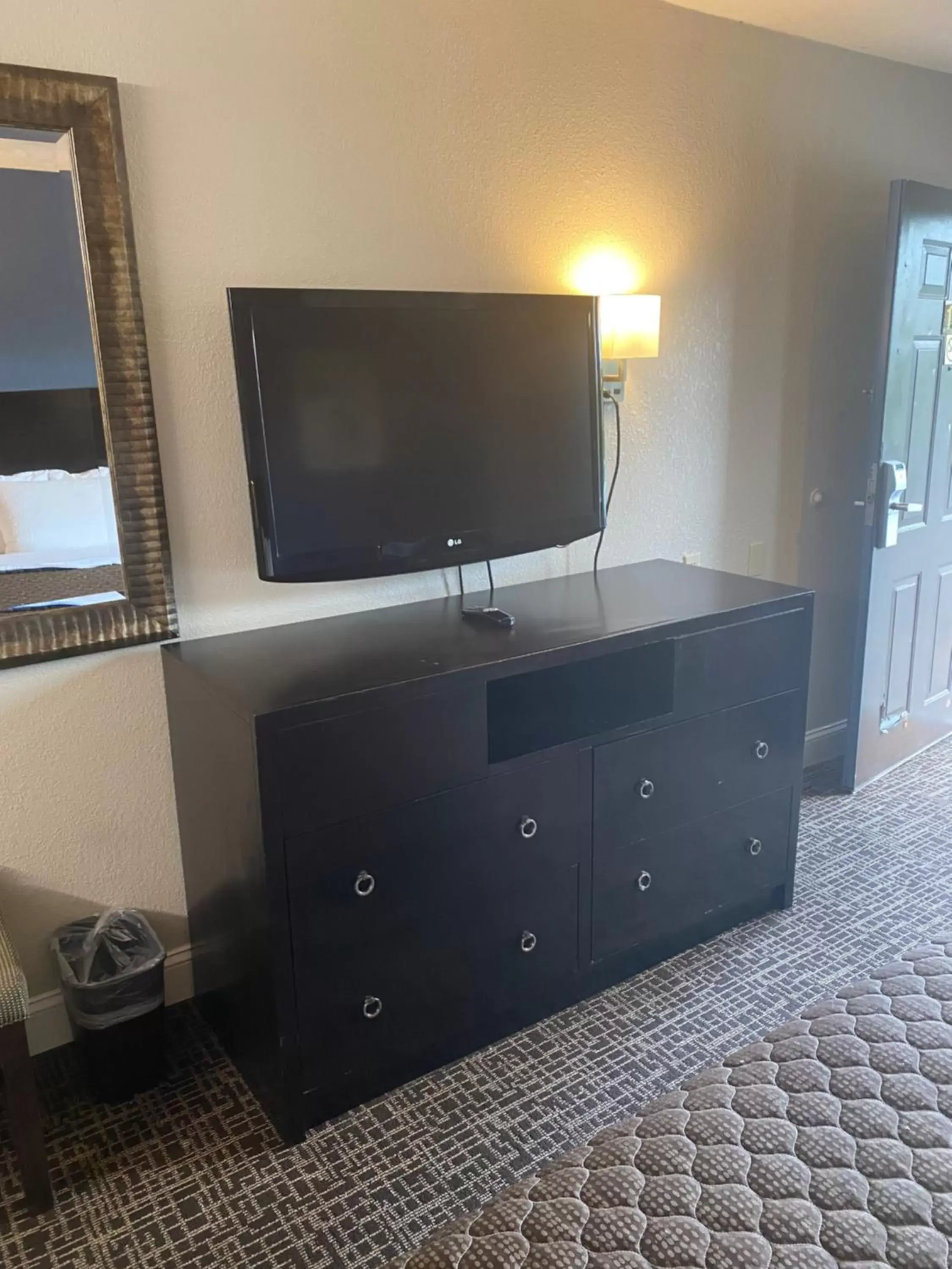 TV/Entertainment Center in Fairview Inn - Greensboro Airport